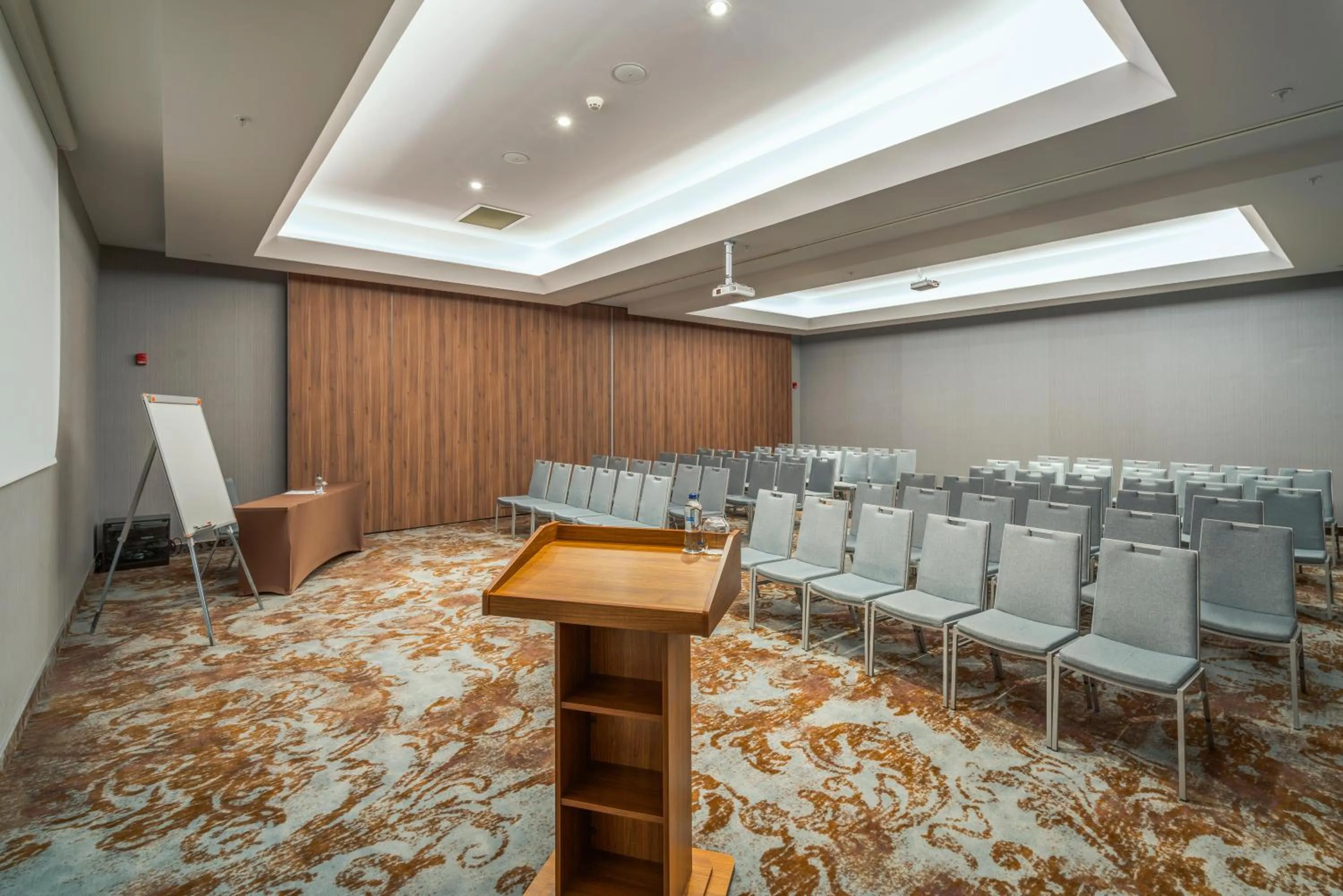 Meeting/conference room in Concorde Luxury Resort & Casino