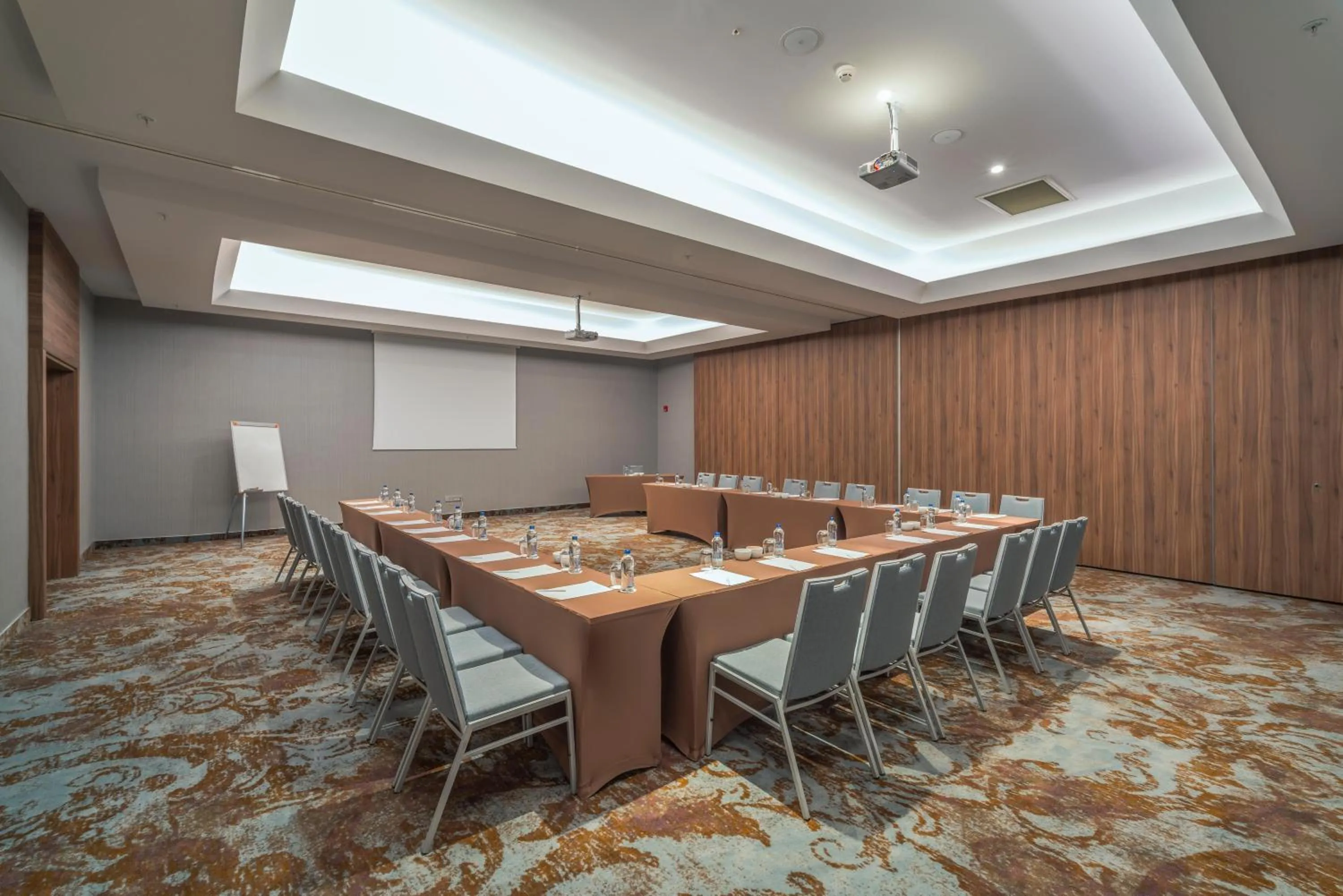 Meeting/conference room in Concorde Luxury Resort & Casino