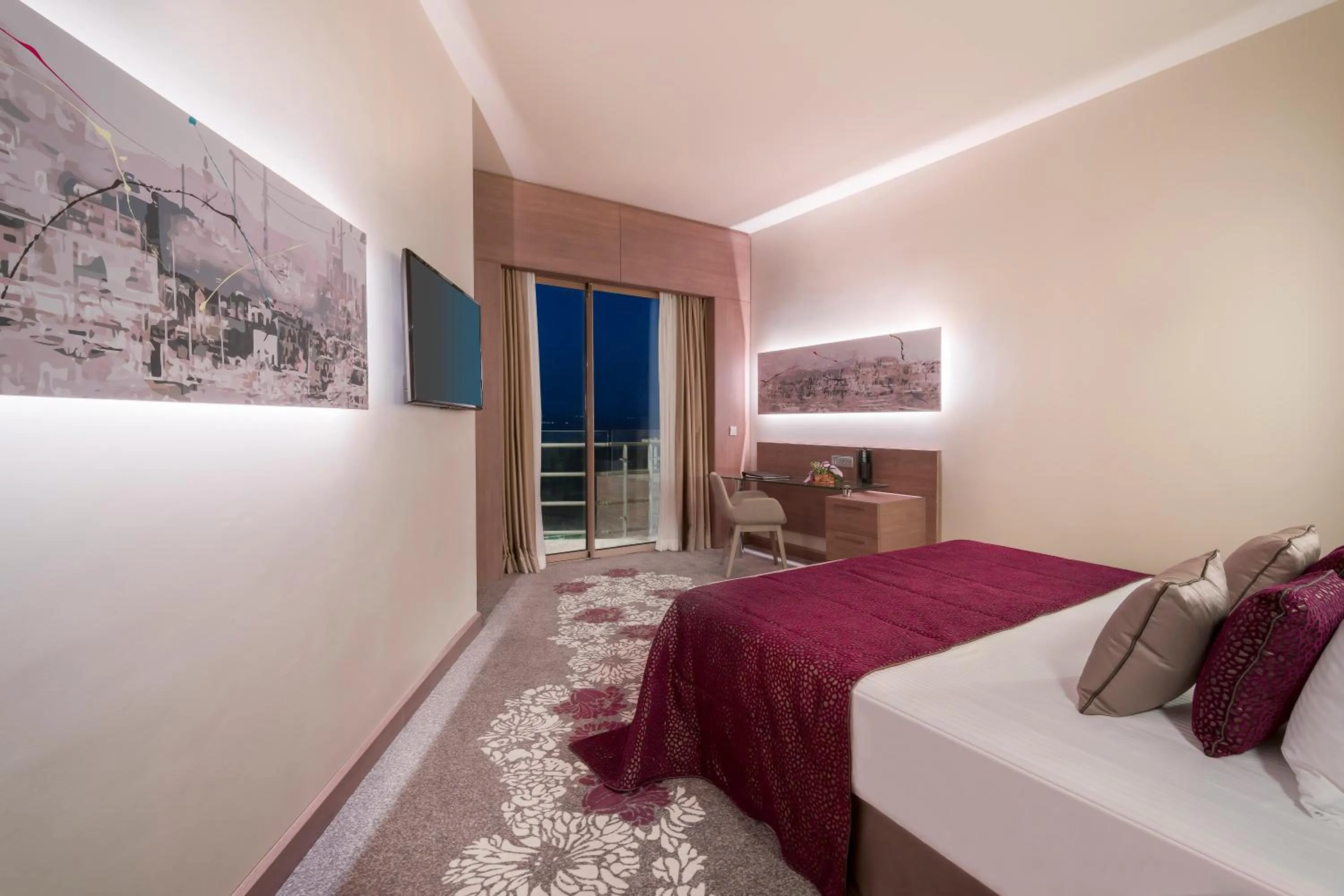 Bed in Concorde Luxury Resort & Casino