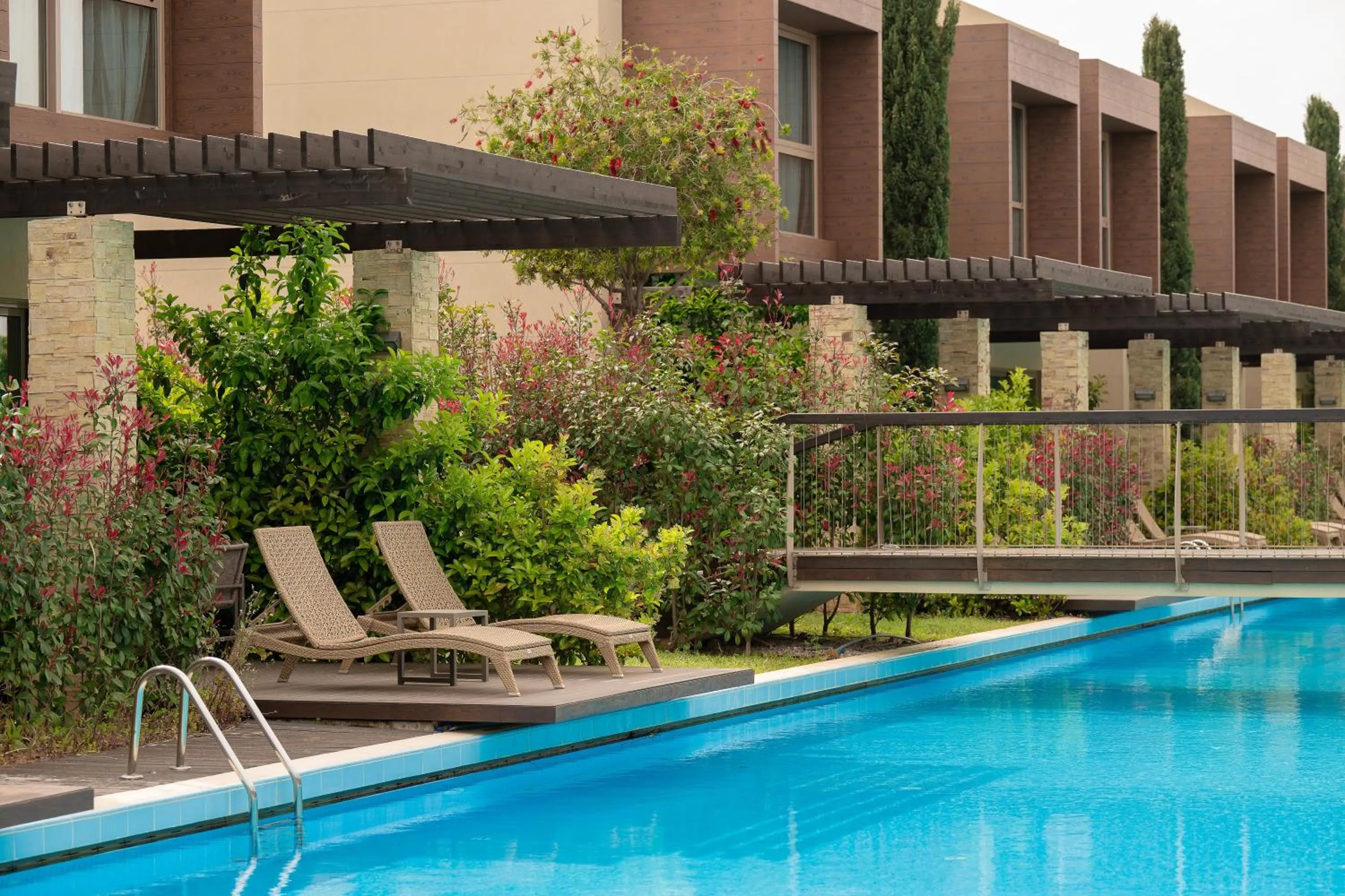 Swimming pool in Concorde Luxury Resort & Casino