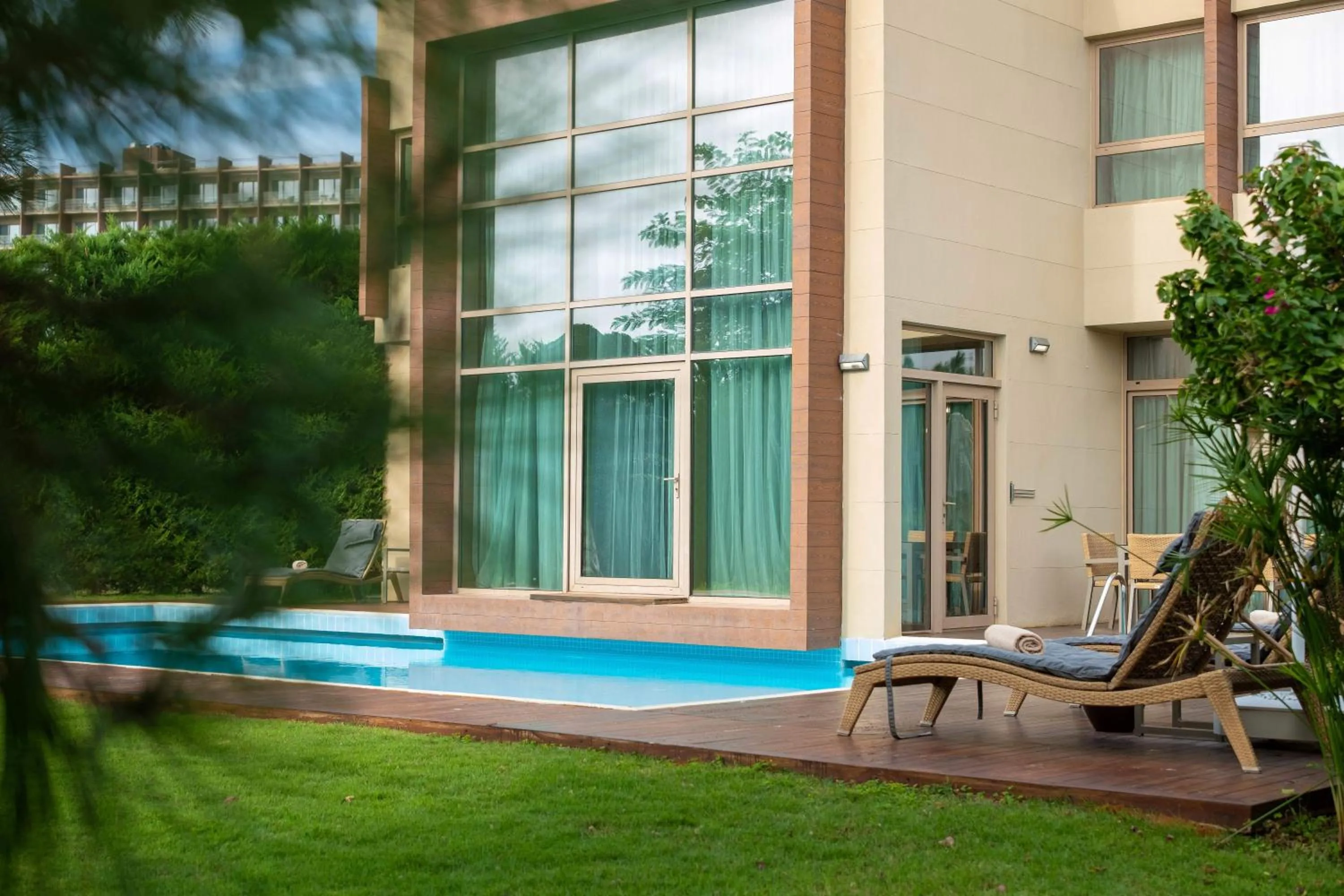 Swimming pool in Concorde Luxury Resort & Casino