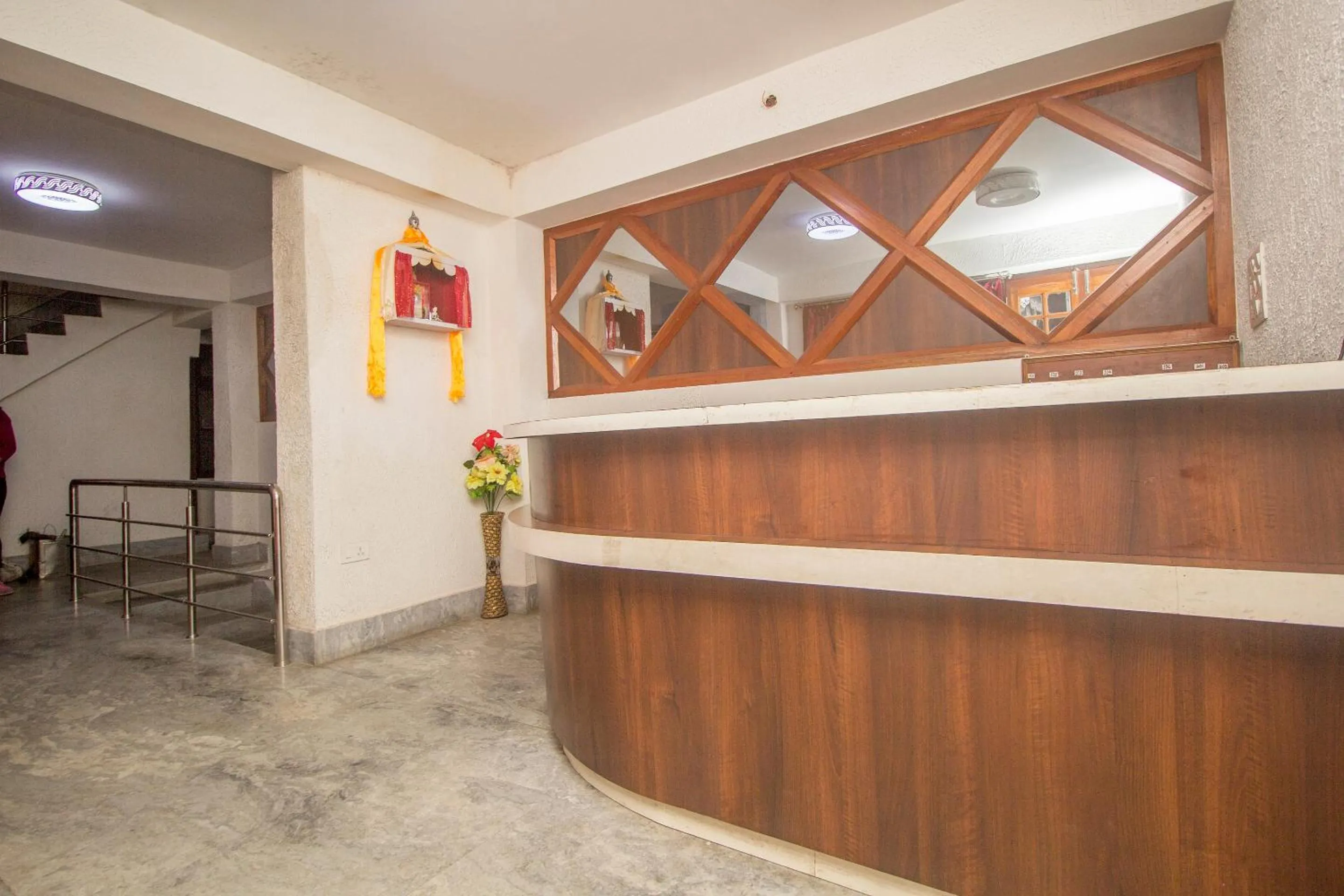 Lobby or reception in Hotel O Basar International