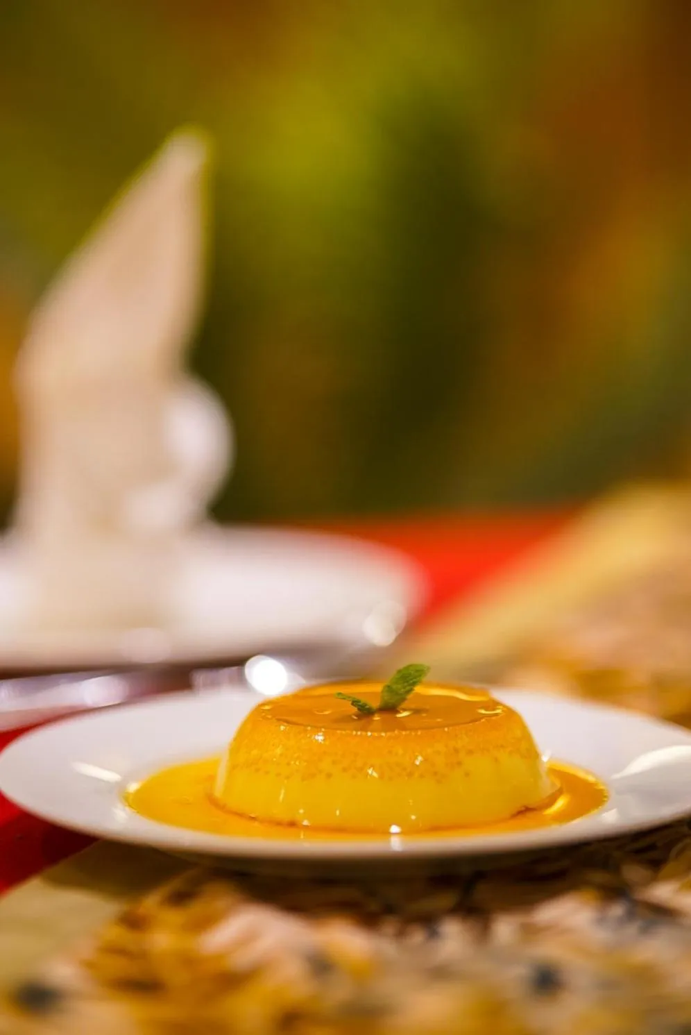 Restaurant/places to eat in Hotel Flora