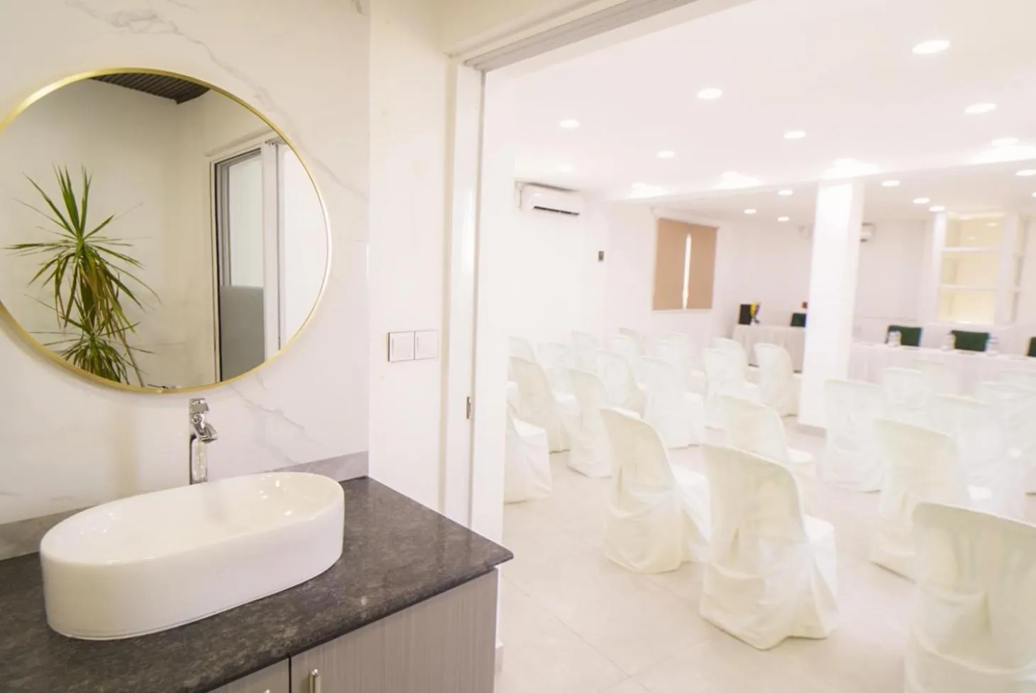 Banquet/Function facilities in Hotel Flora