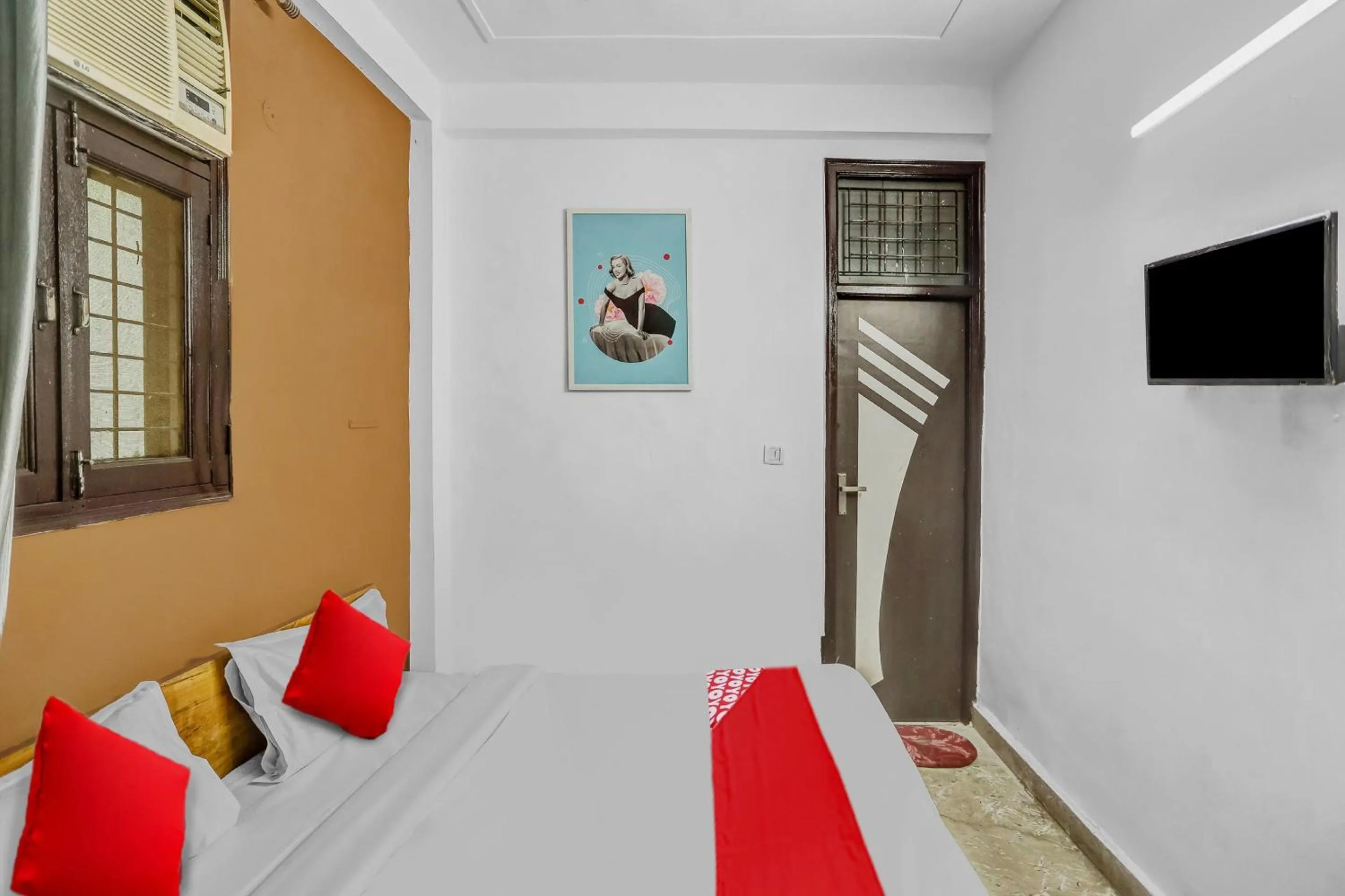 Bedroom, Bed in Hotel O Satguru Residency
