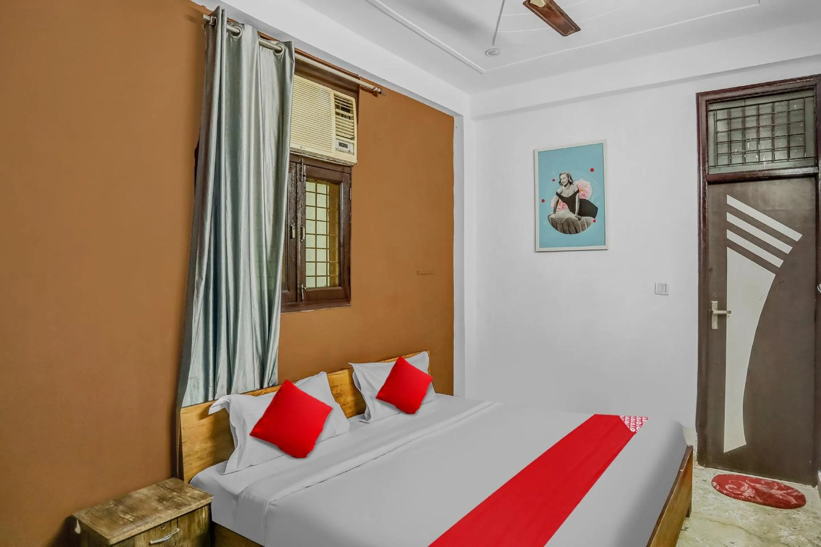 Bedroom, Bed in Hotel O Satguru Residency