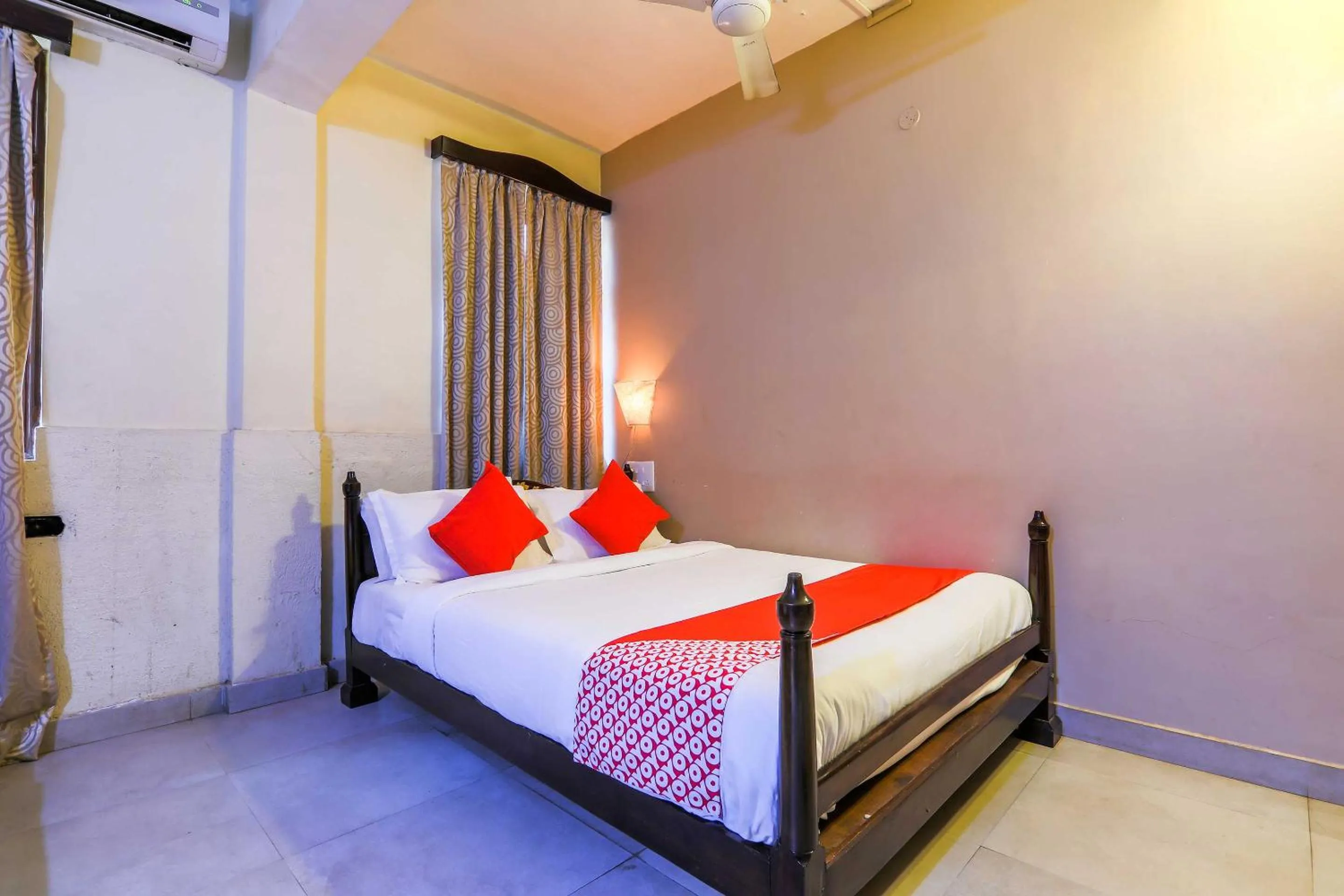 Bedroom, Bed in Hotel O Kams Coco De Parra