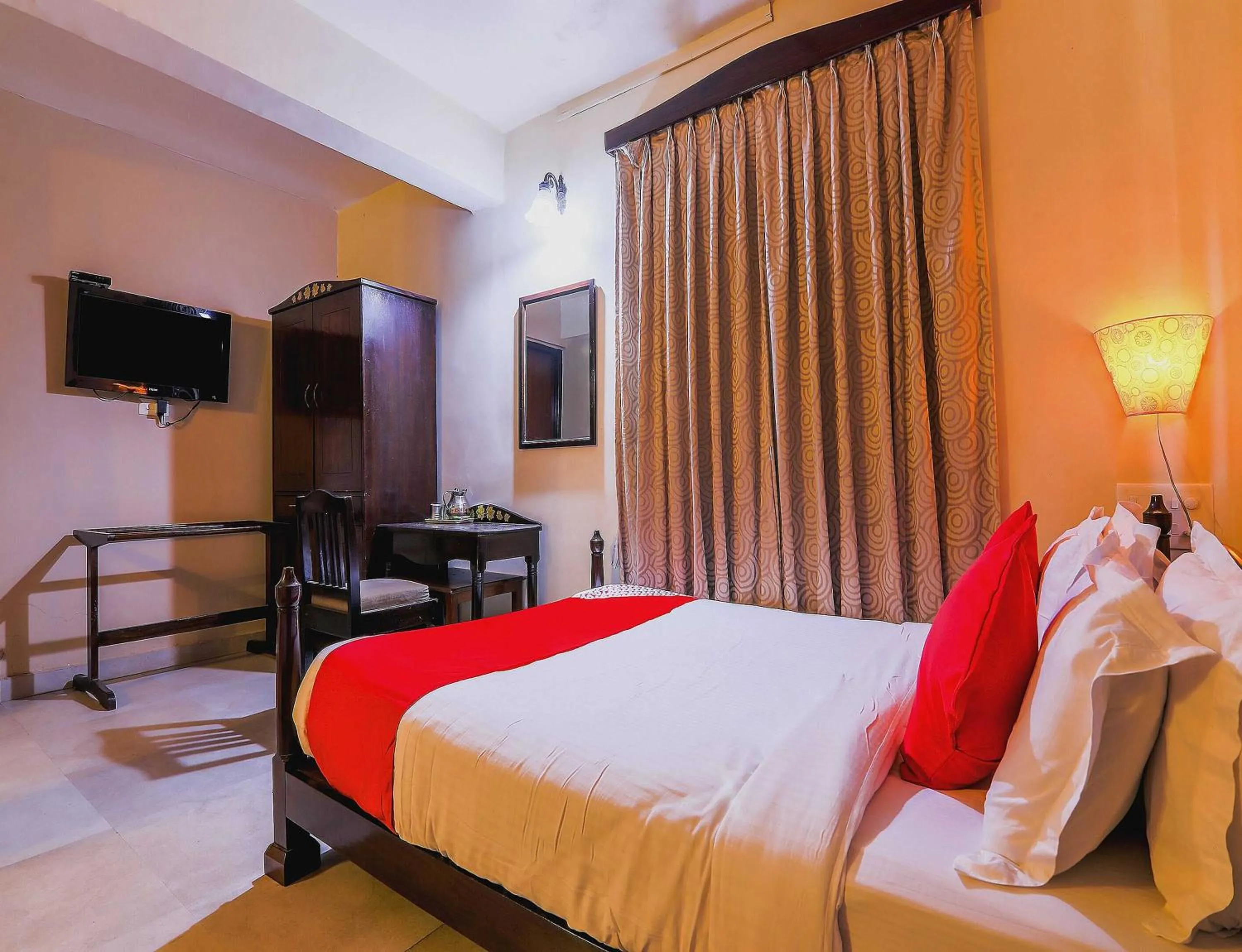 Bedroom, Bed in Hotel O Kams Coco De Parra