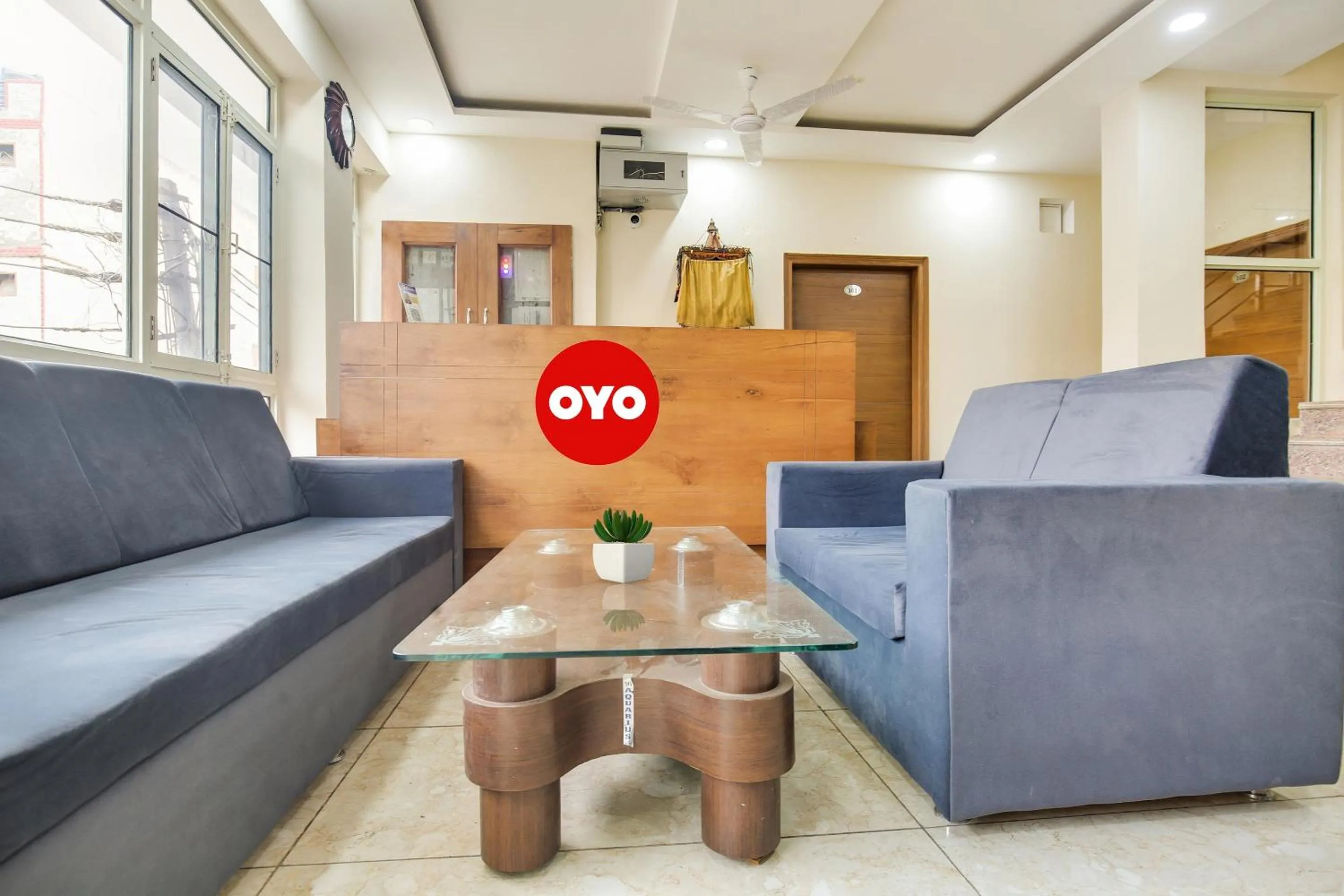 Lobby or reception in Collection O Hotel RR Eleven