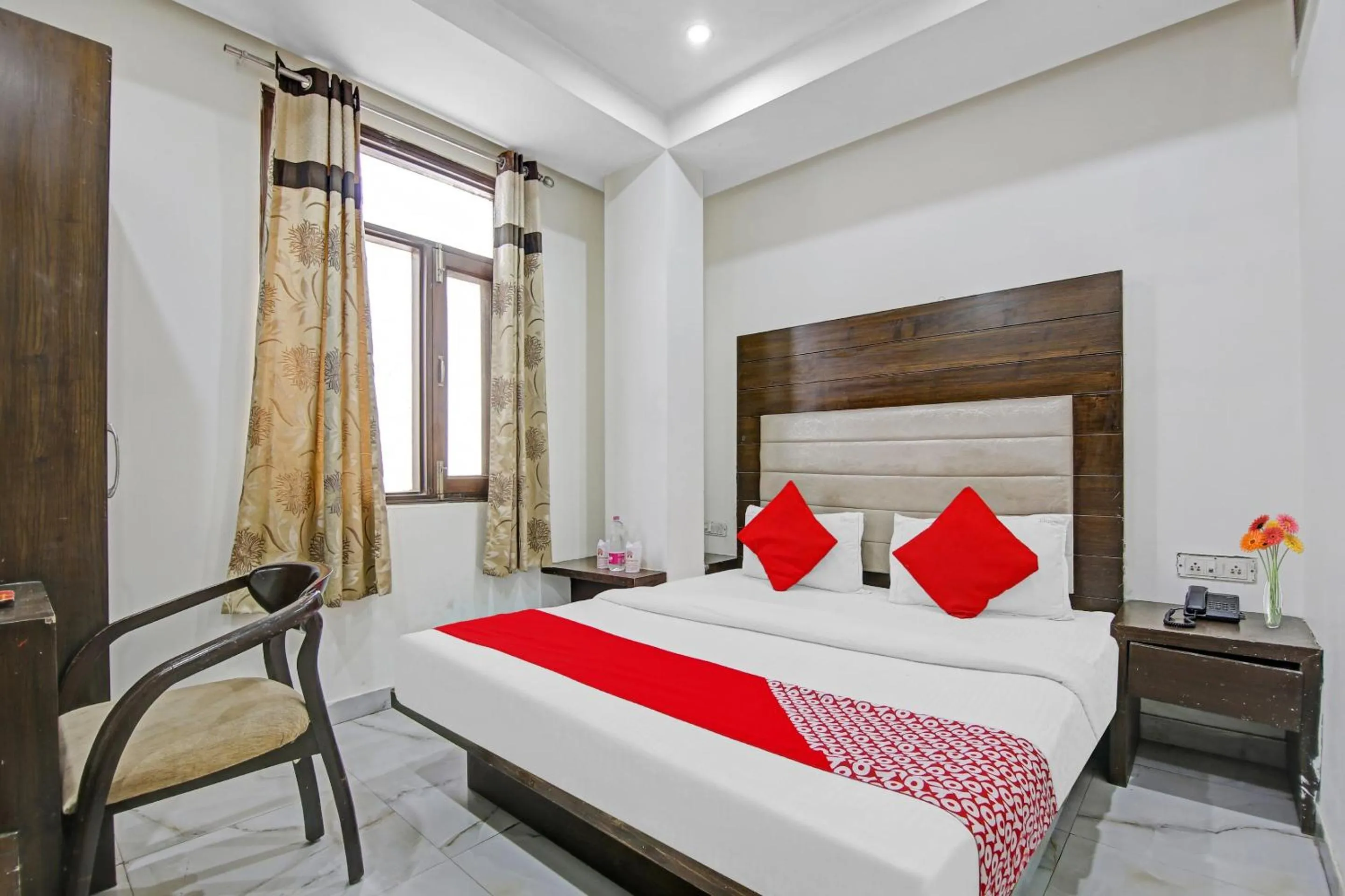 Lobby or reception in Hotel O Saffron Inn