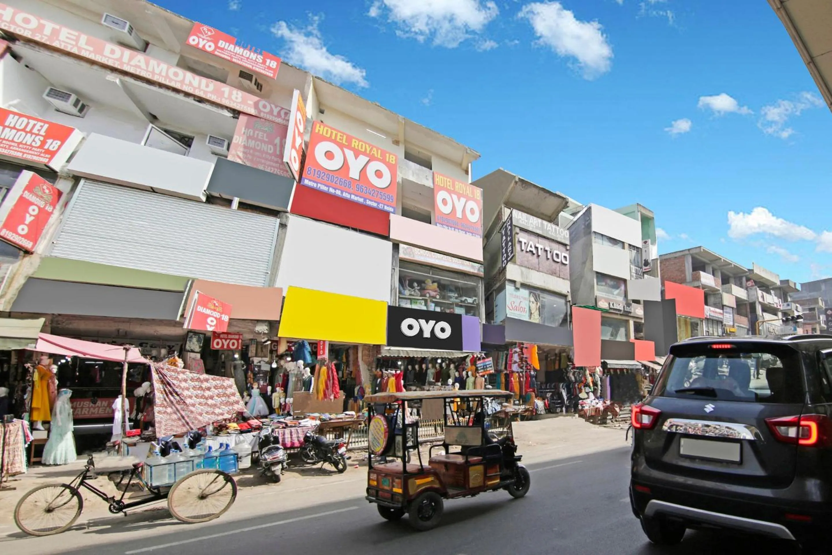 Facade/entrance in Hotel O Royal