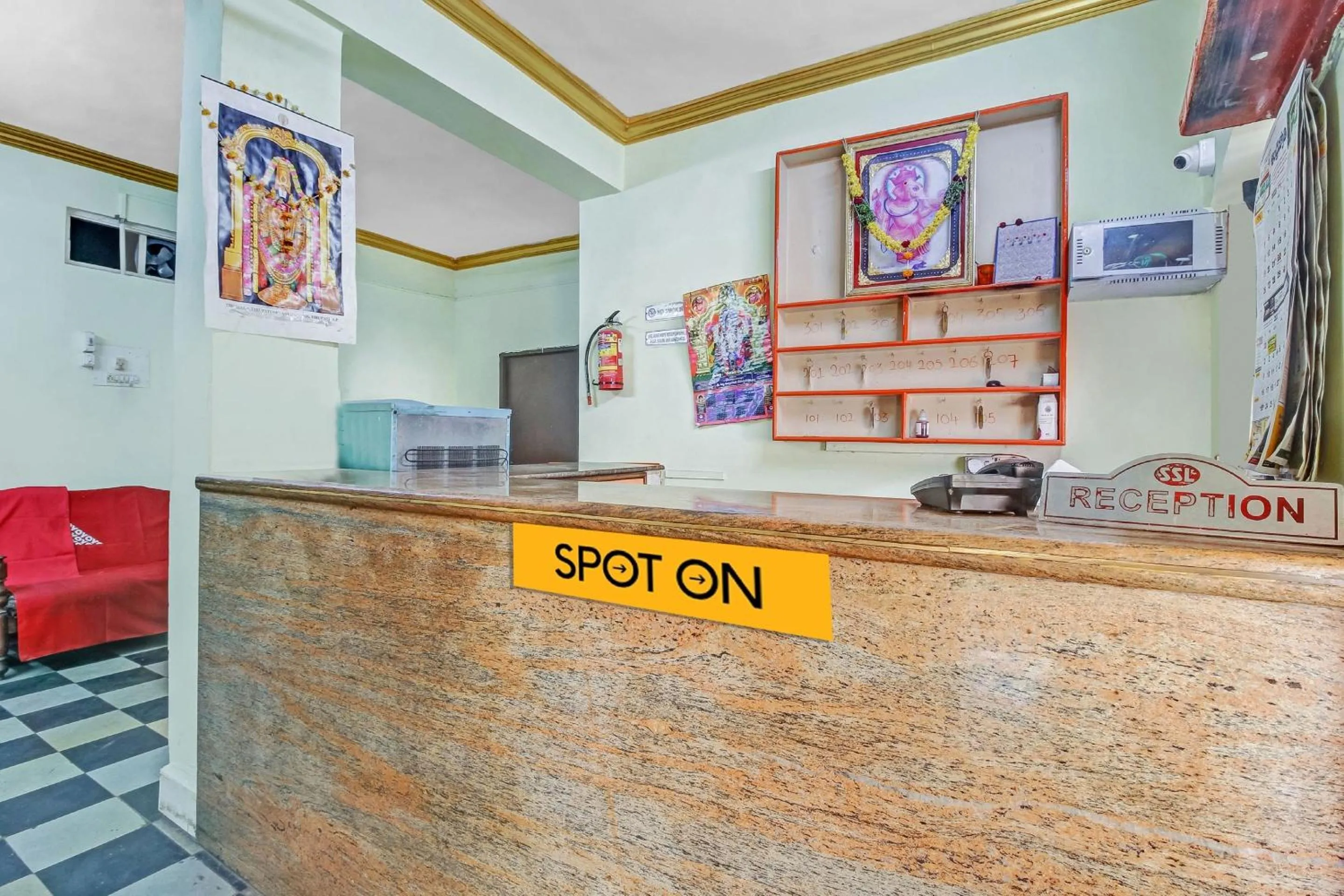 Lobby or reception in Hotel O Bhavani Rest Rooms