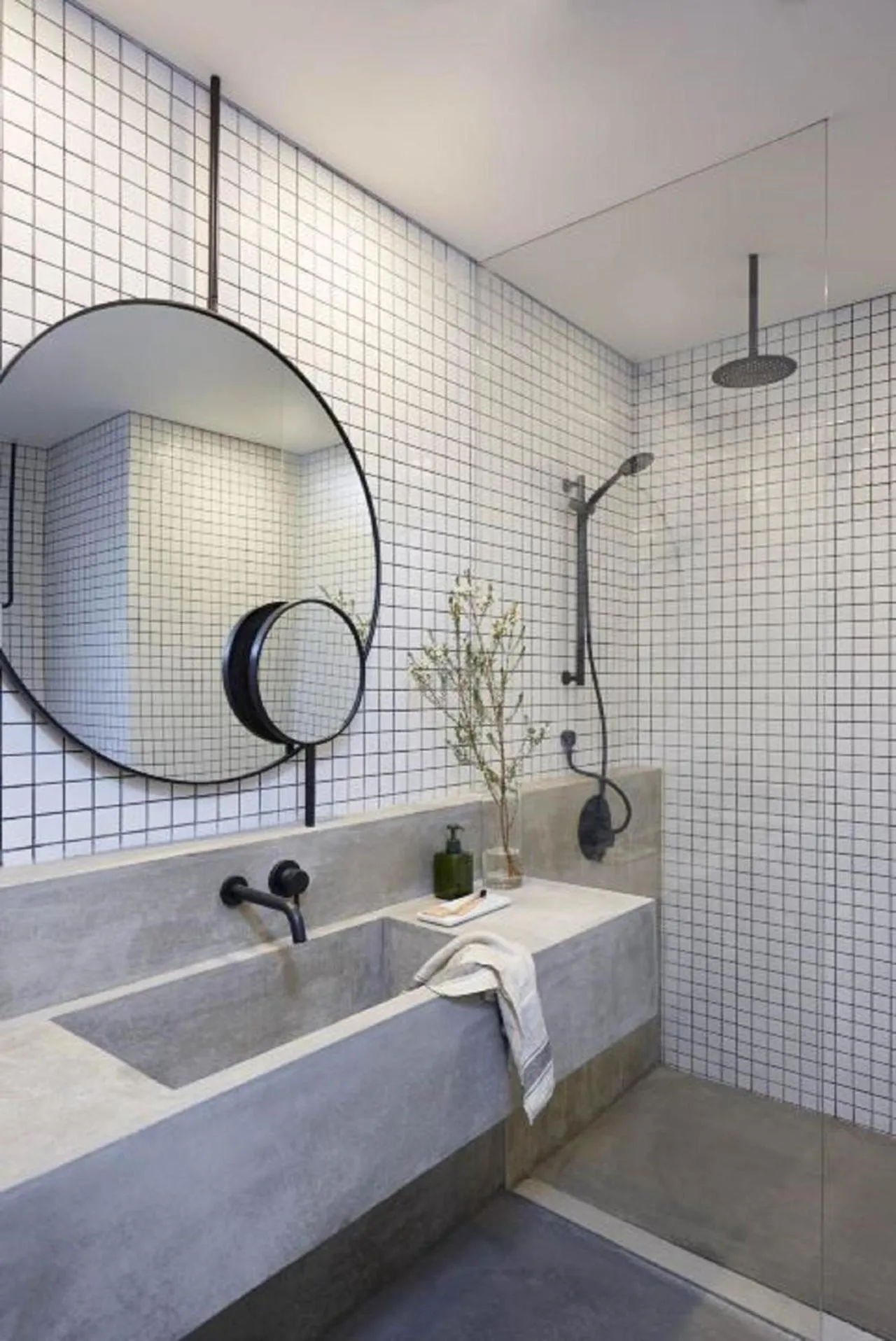 Bathroom in base-PUSAN Serviced Apartment -Shanghai New International Expo Centre