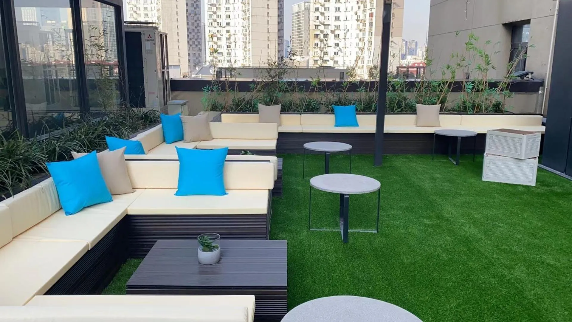 Garden in base-PUSAN Serviced Apartment -Shanghai New International Expo Centre