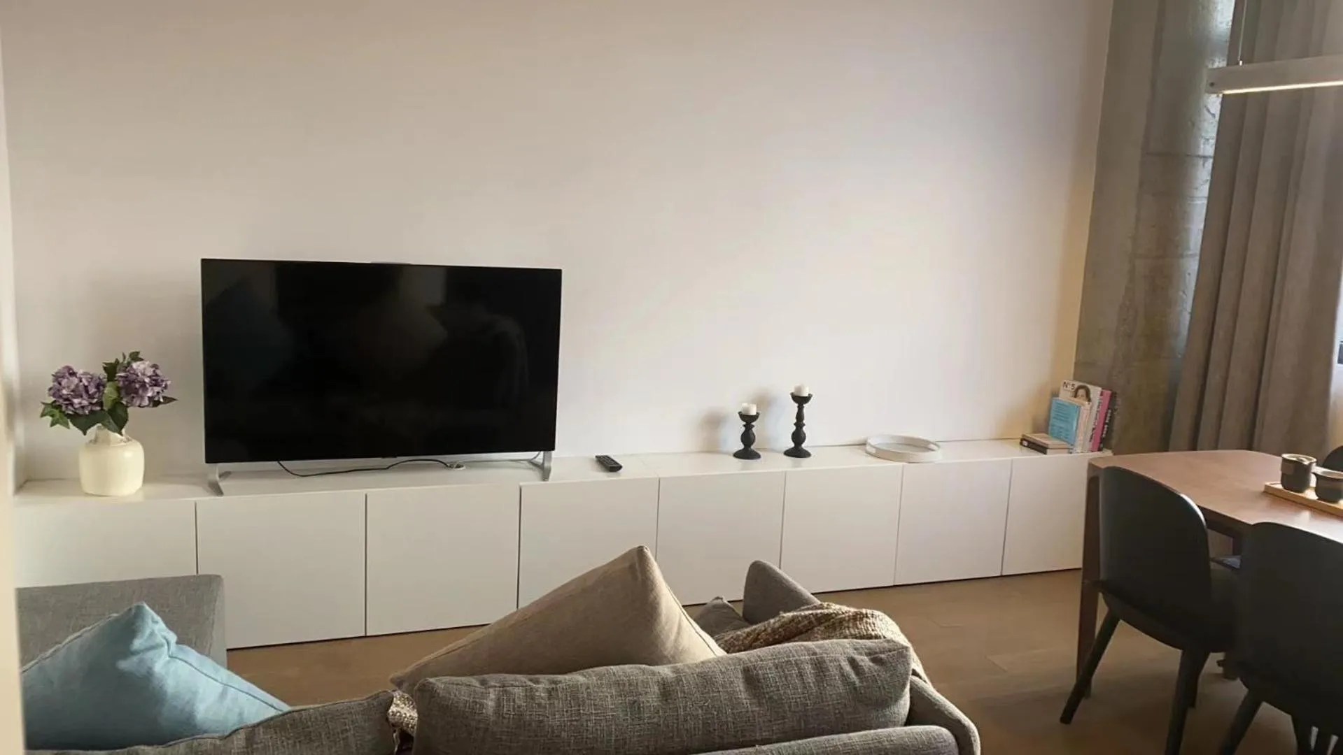 Living room in base-PUSAN Serviced Apartment -Shanghai New International Expo Centre