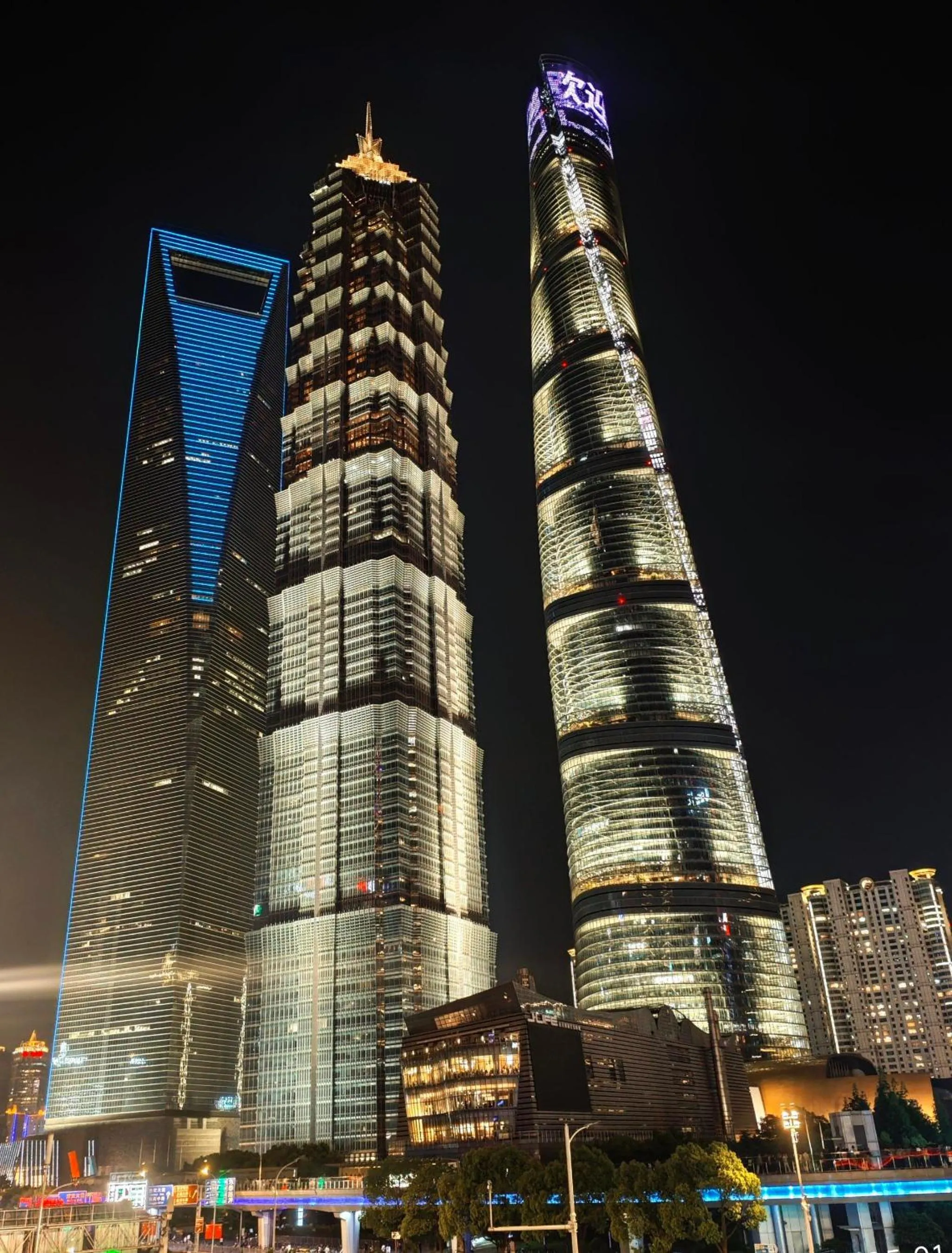 base-PUSAN Serviced Apartment - In room Washing Machine with Dryer function & Kitchen & Free 24hrs Coffee & Close to Shanghai New International Expo Centre, Lujiazui & Subway nearby & English speaking & High speed free WiFi