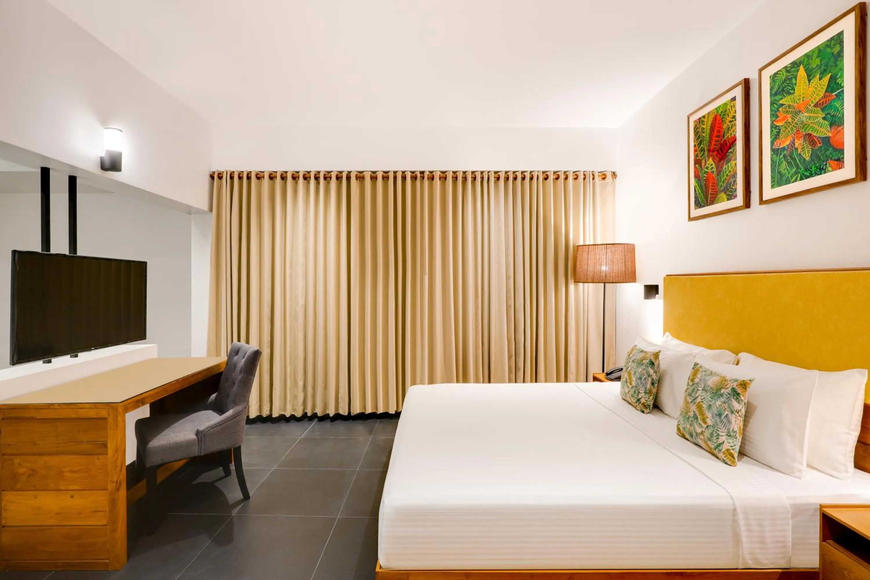 Bedroom, Bed in Keys Prima By Lemon Tree Hotels, Thekkady