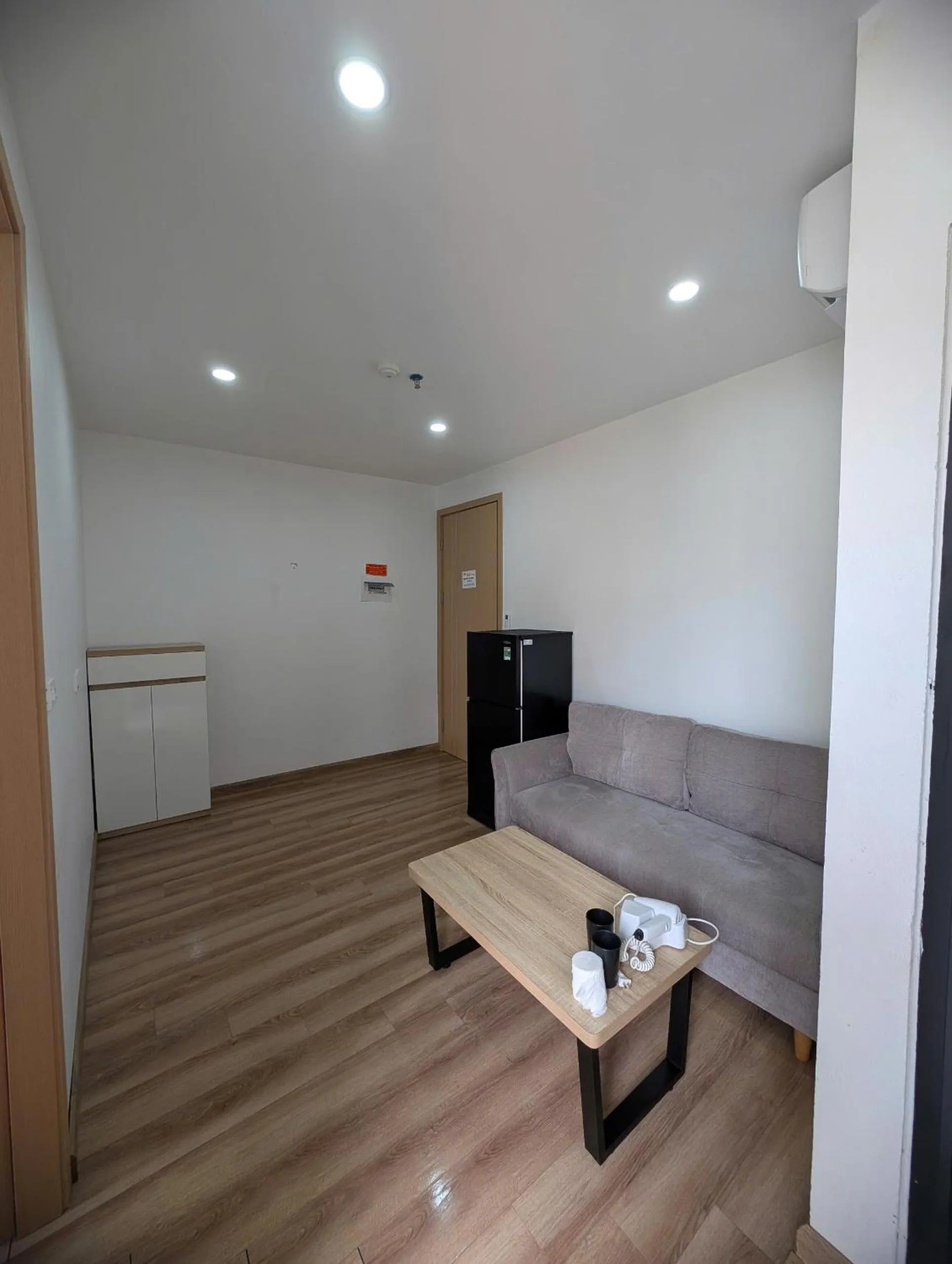 Seating area in Era Apartment Thai Ha