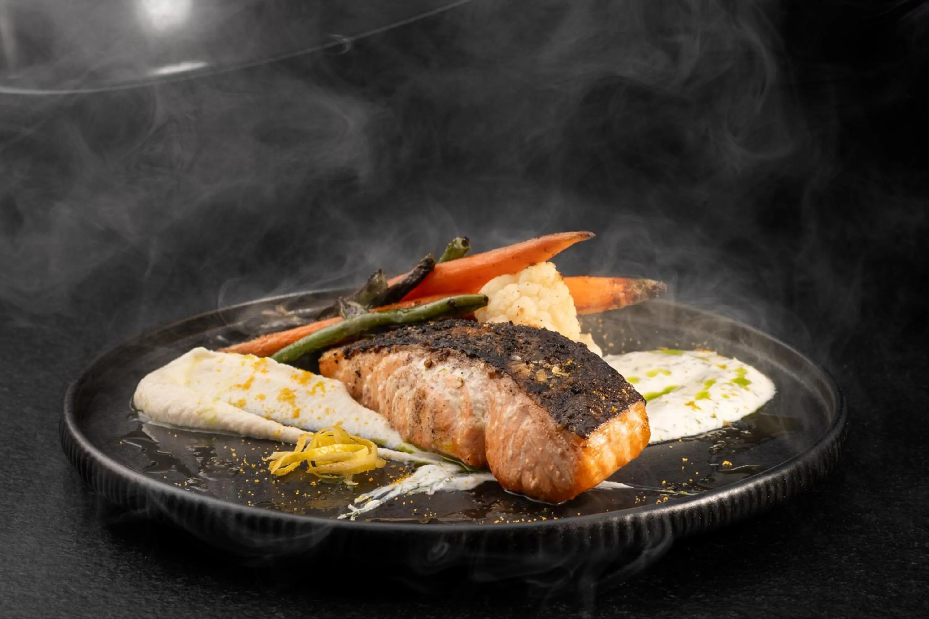 Restaurant/places to eat in Aeolos Resort