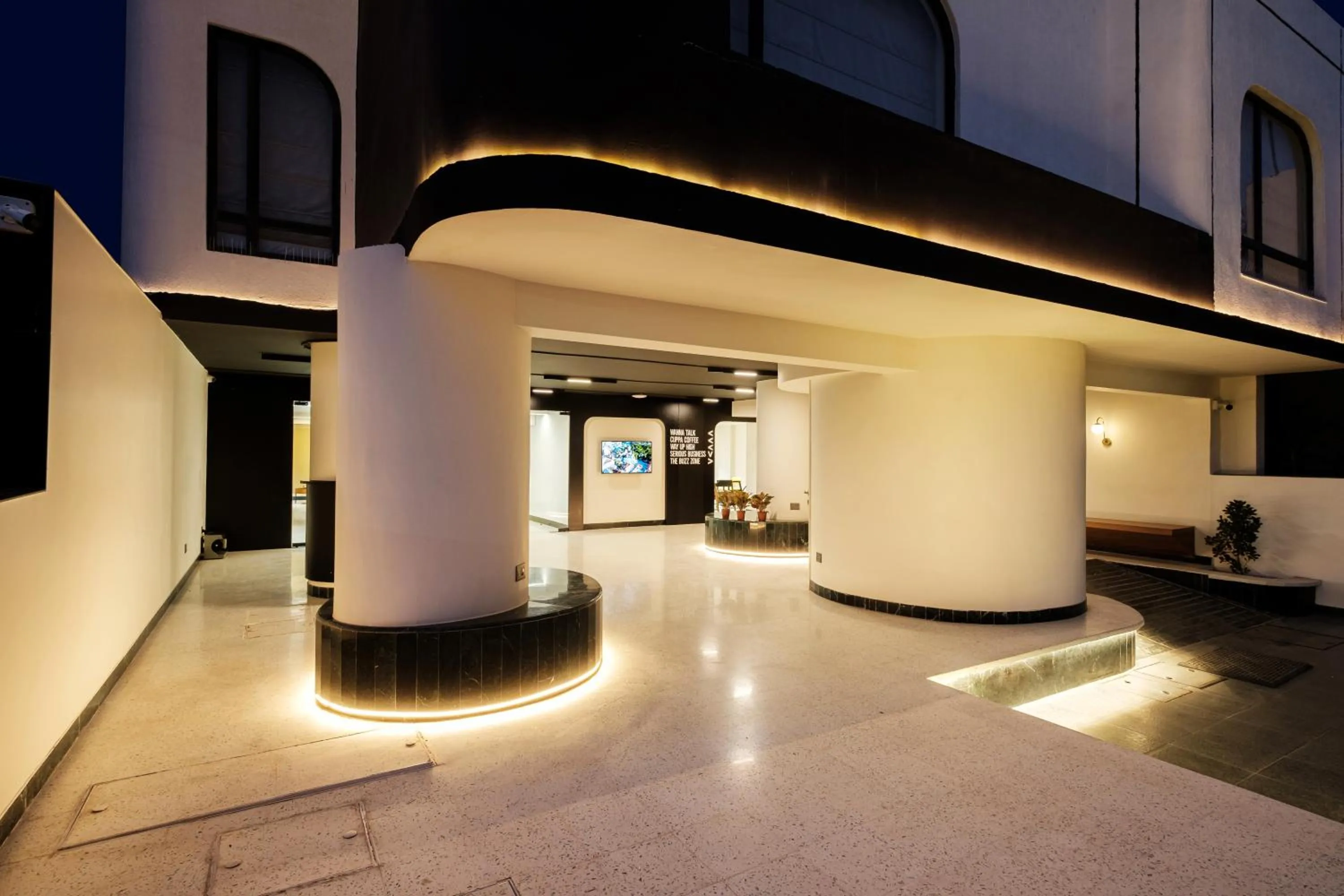 Lobby or reception in Indie Stays Jaipur