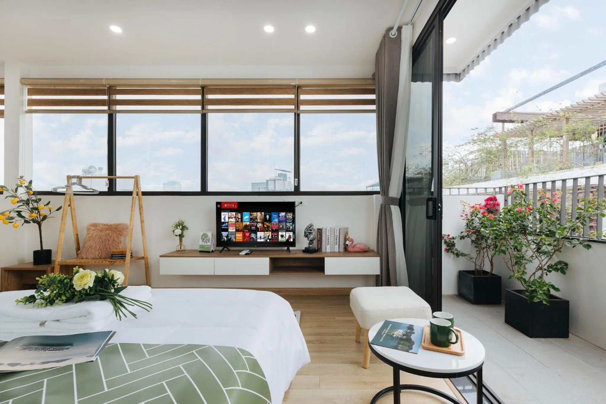 Photo of the whole room, Bed in Myrcella Urban Studio