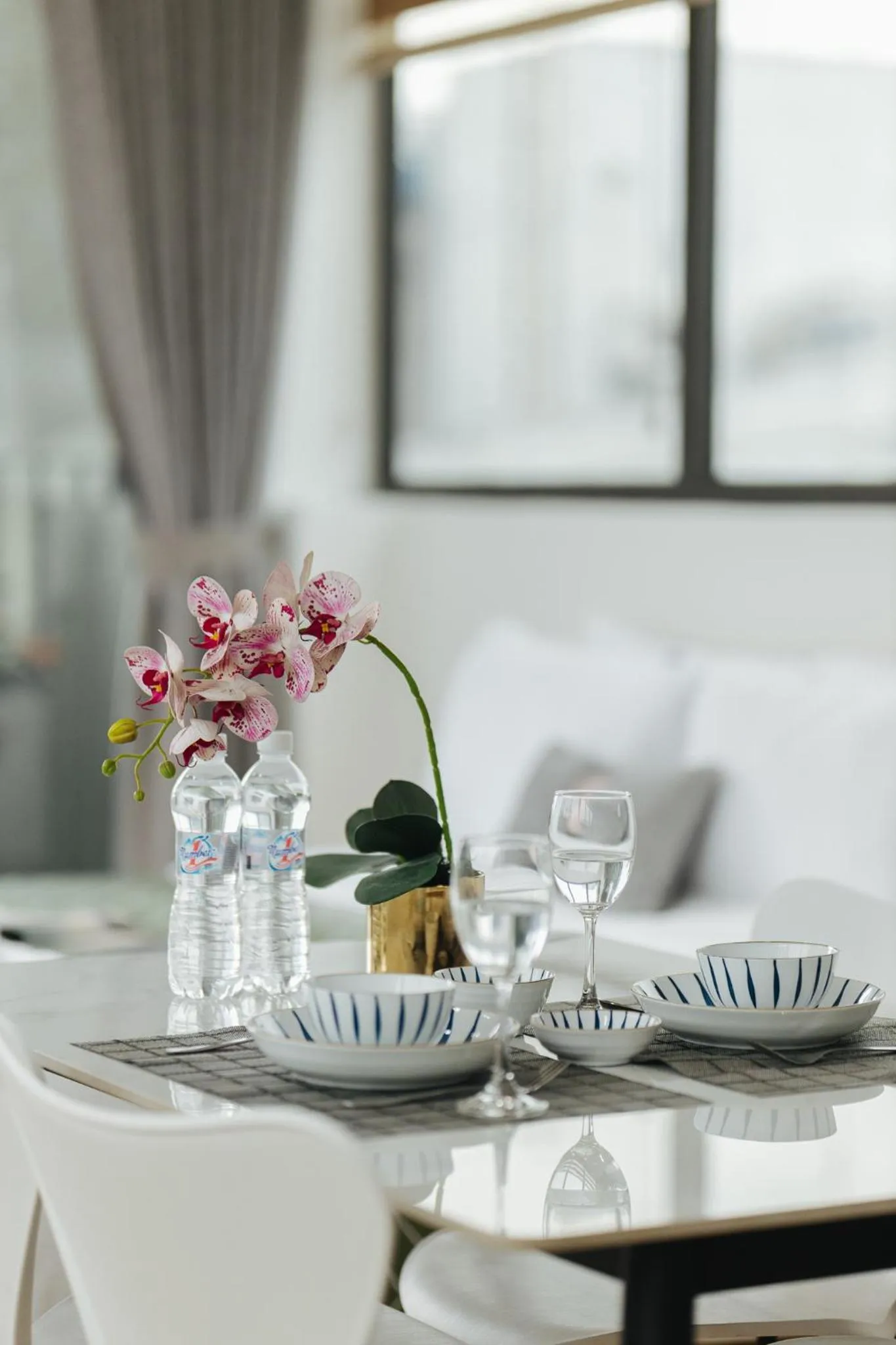 kitchen in Myrcella Urban Studio