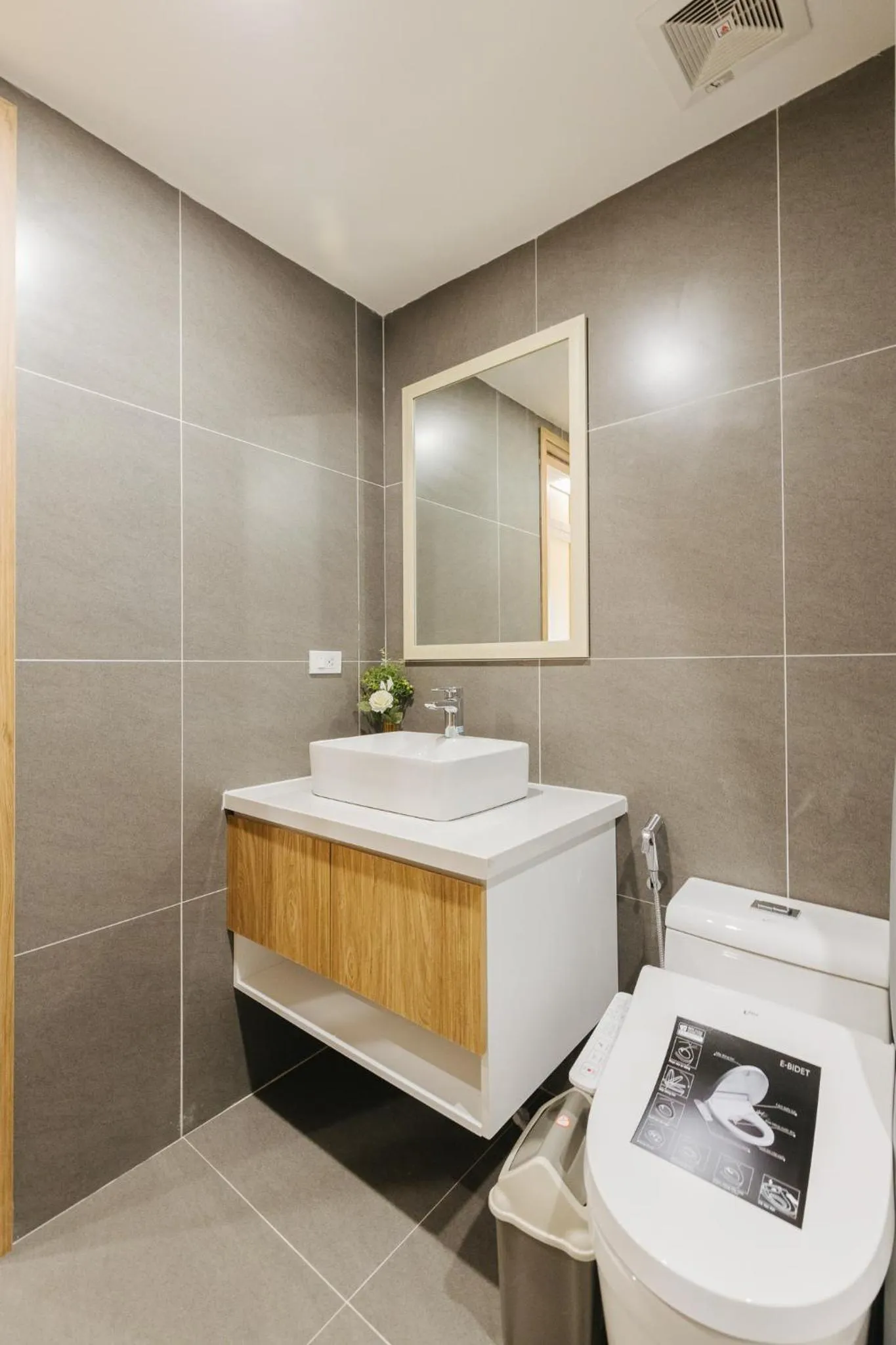 Toilet in Myrcella Urban Studio