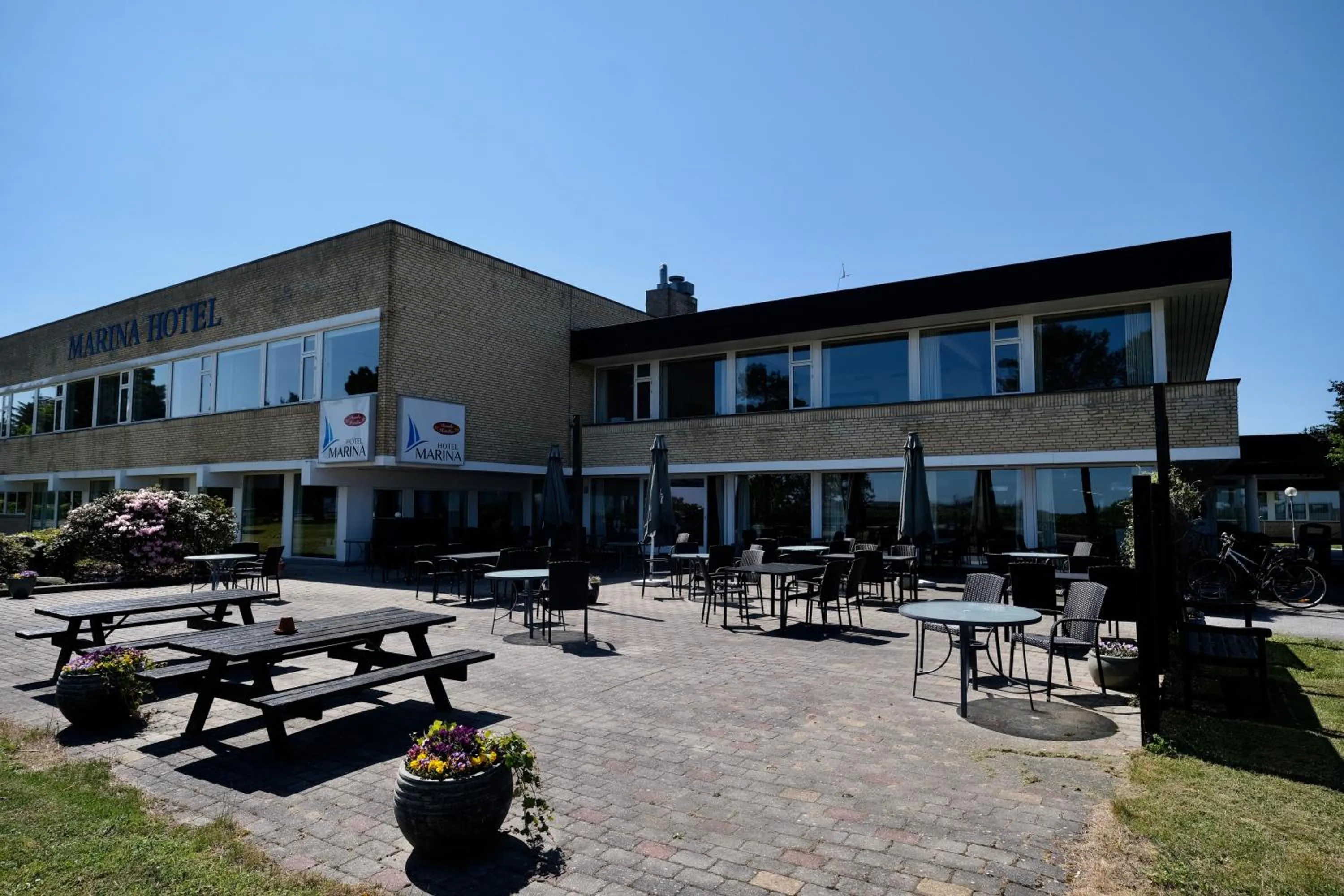 Dining area in Hotel/ Apartments Marina