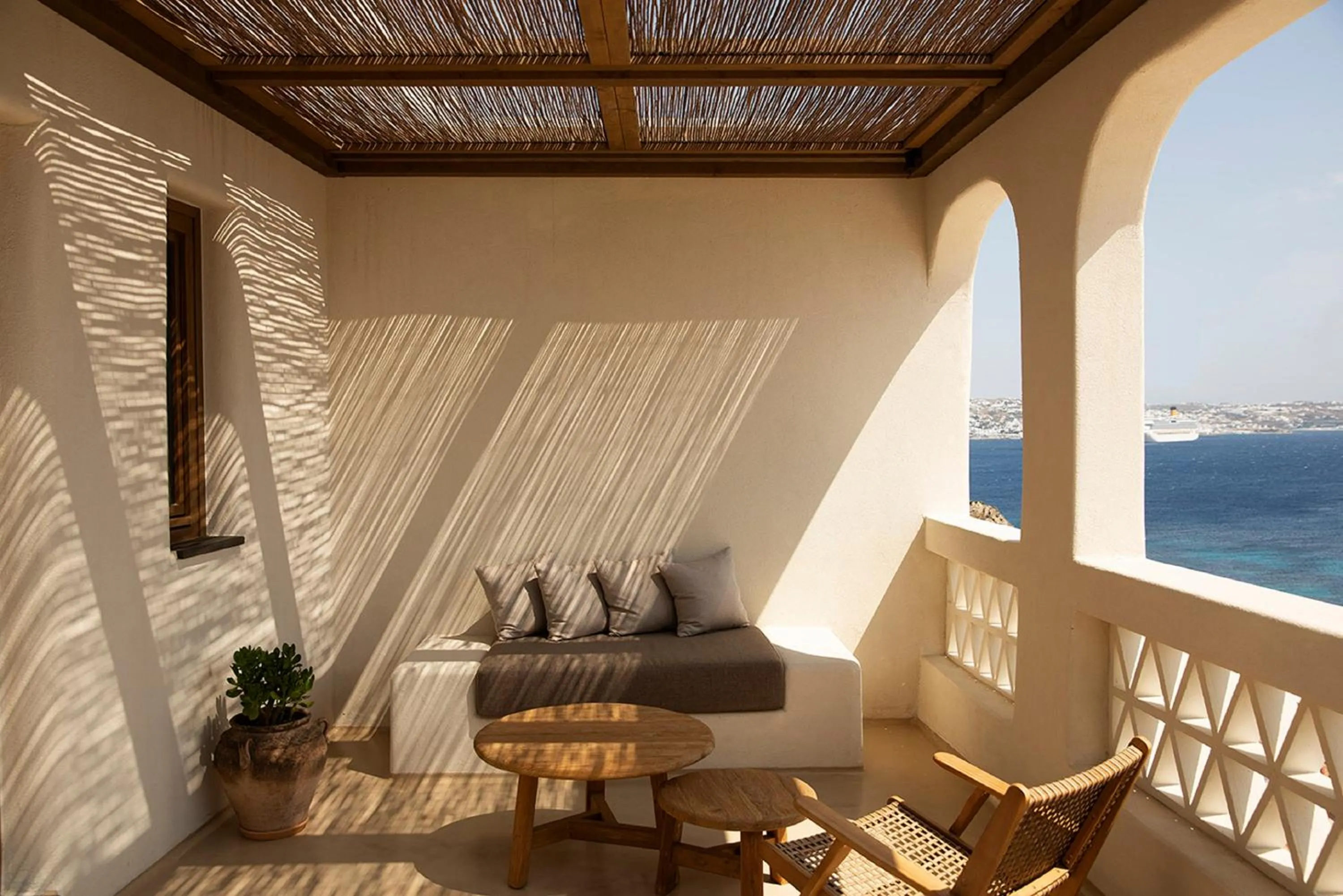 Property building in Domes Noruz Mykonos