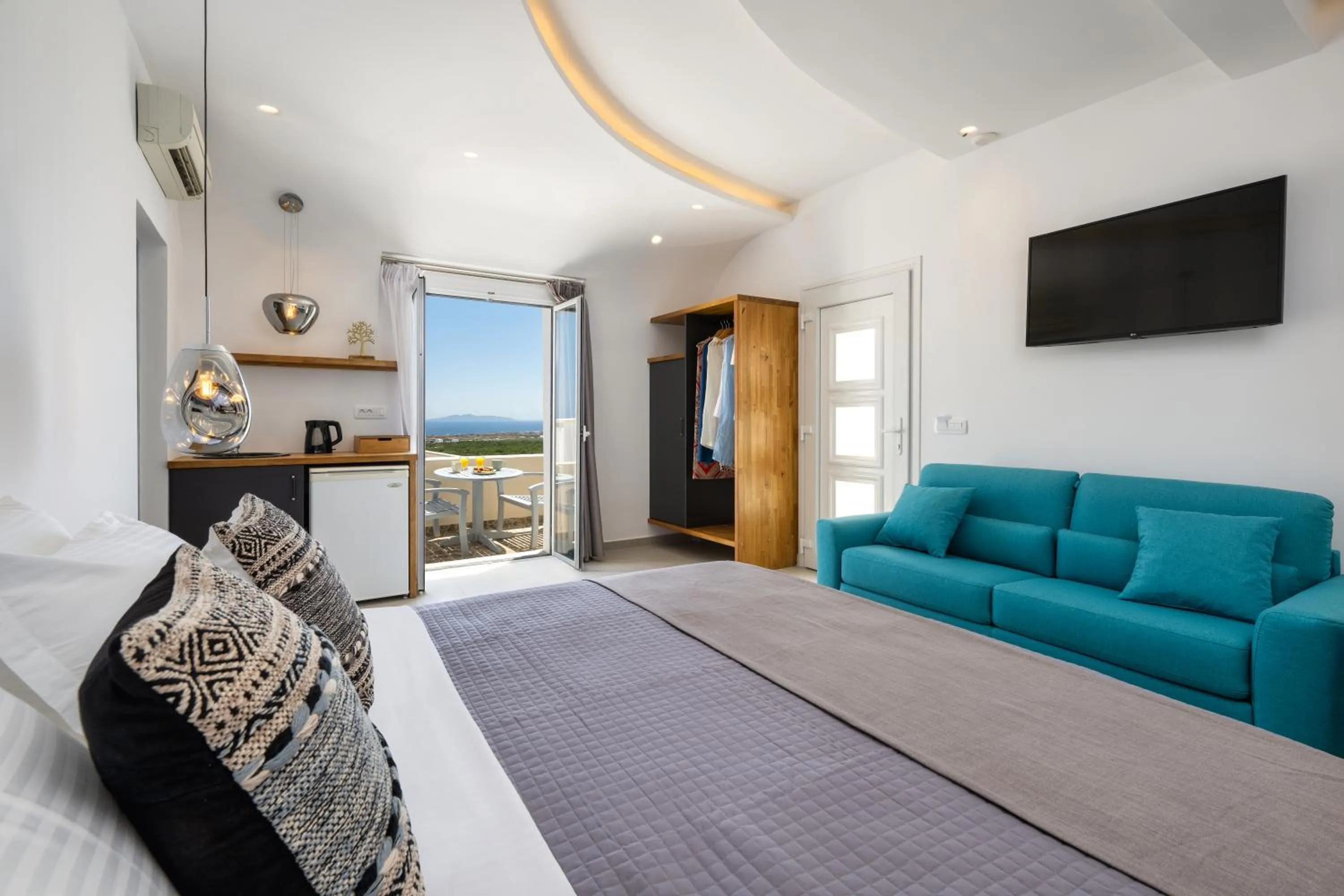 Bedroom, Bed in Alizea Villas & Suites