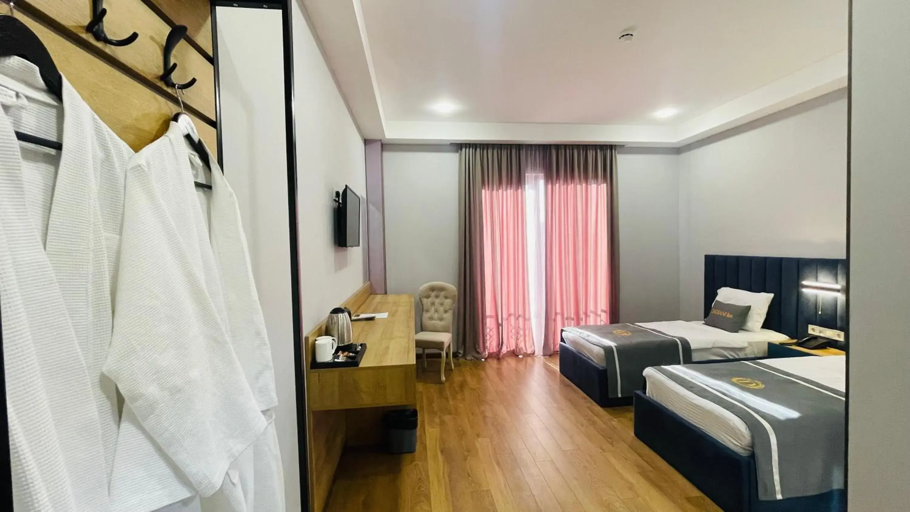 Twin Room in DADIANI Inn Twin Room in DADIANI Inn