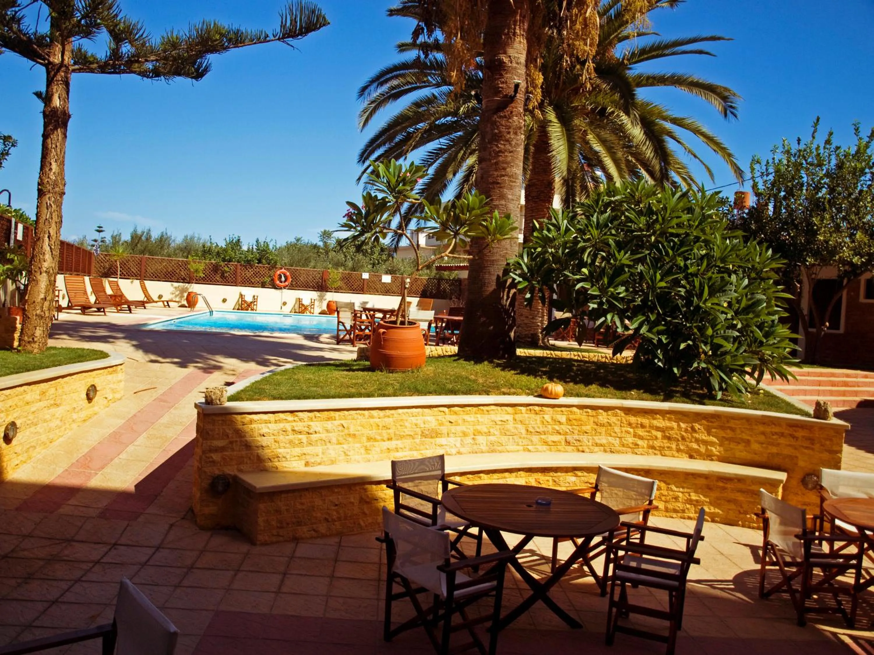 Garden in Kissamos Hotel