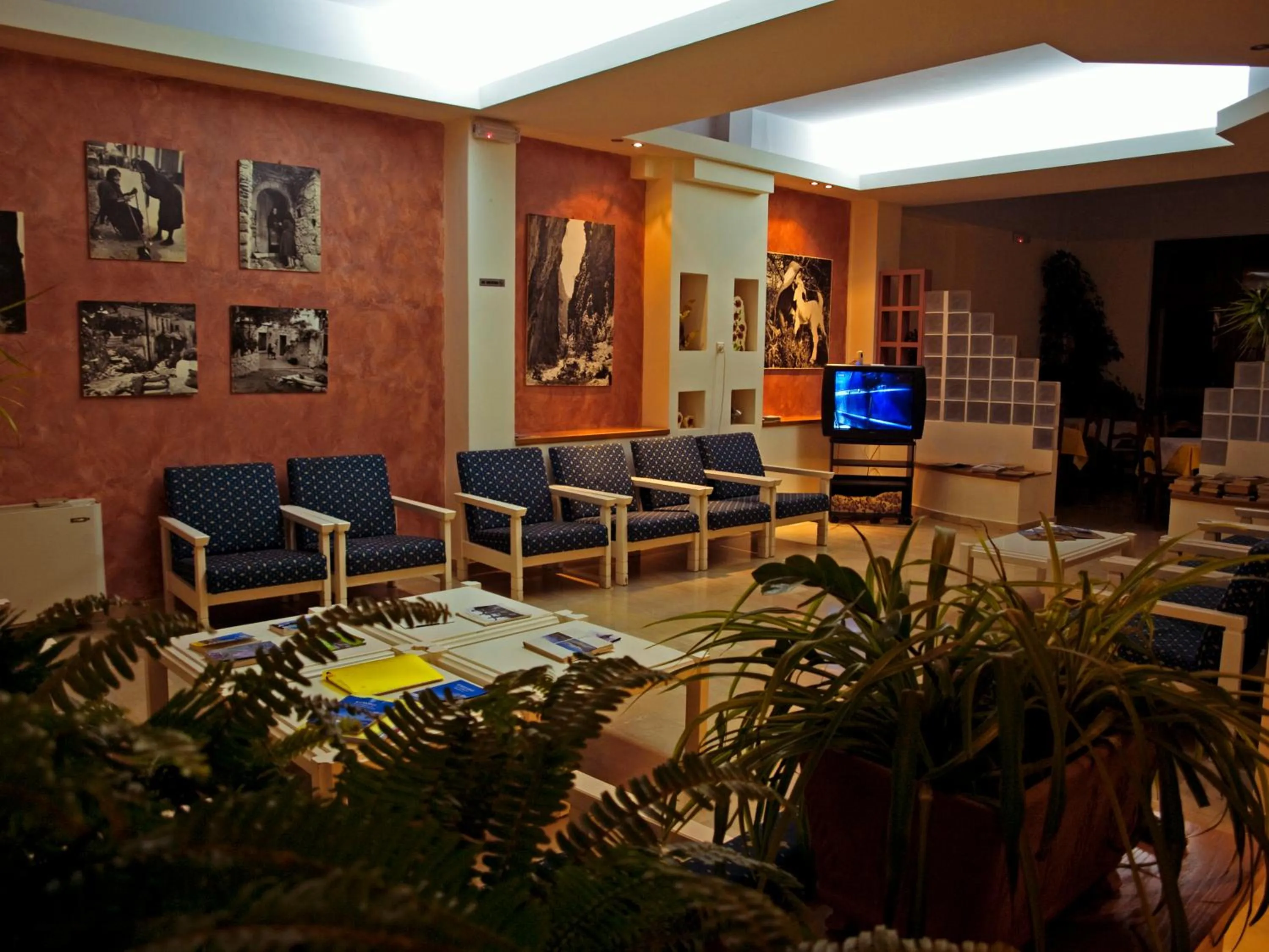 Lobby or reception in Kissamos Hotel
