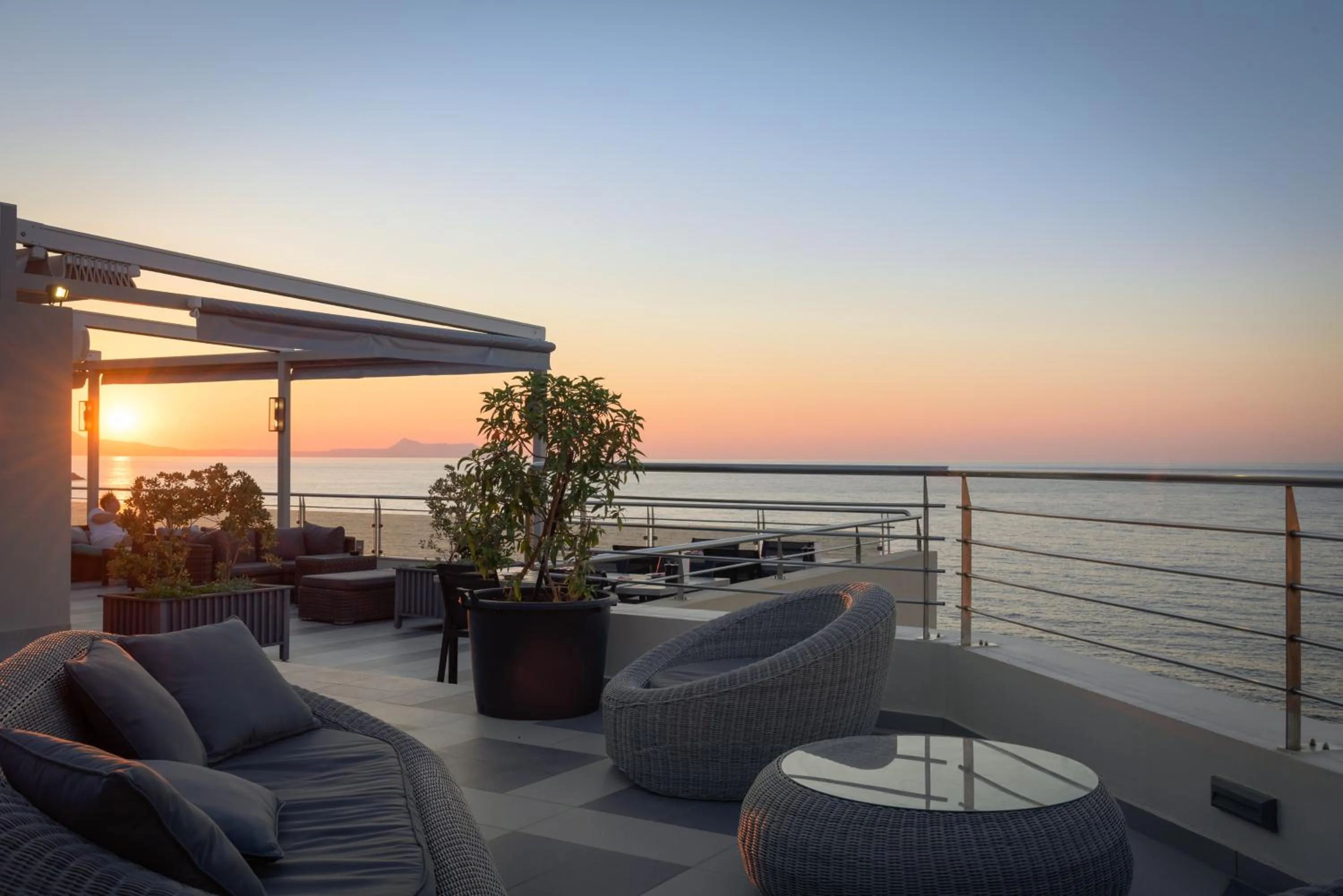 Property building in Macaris Suites & Spa