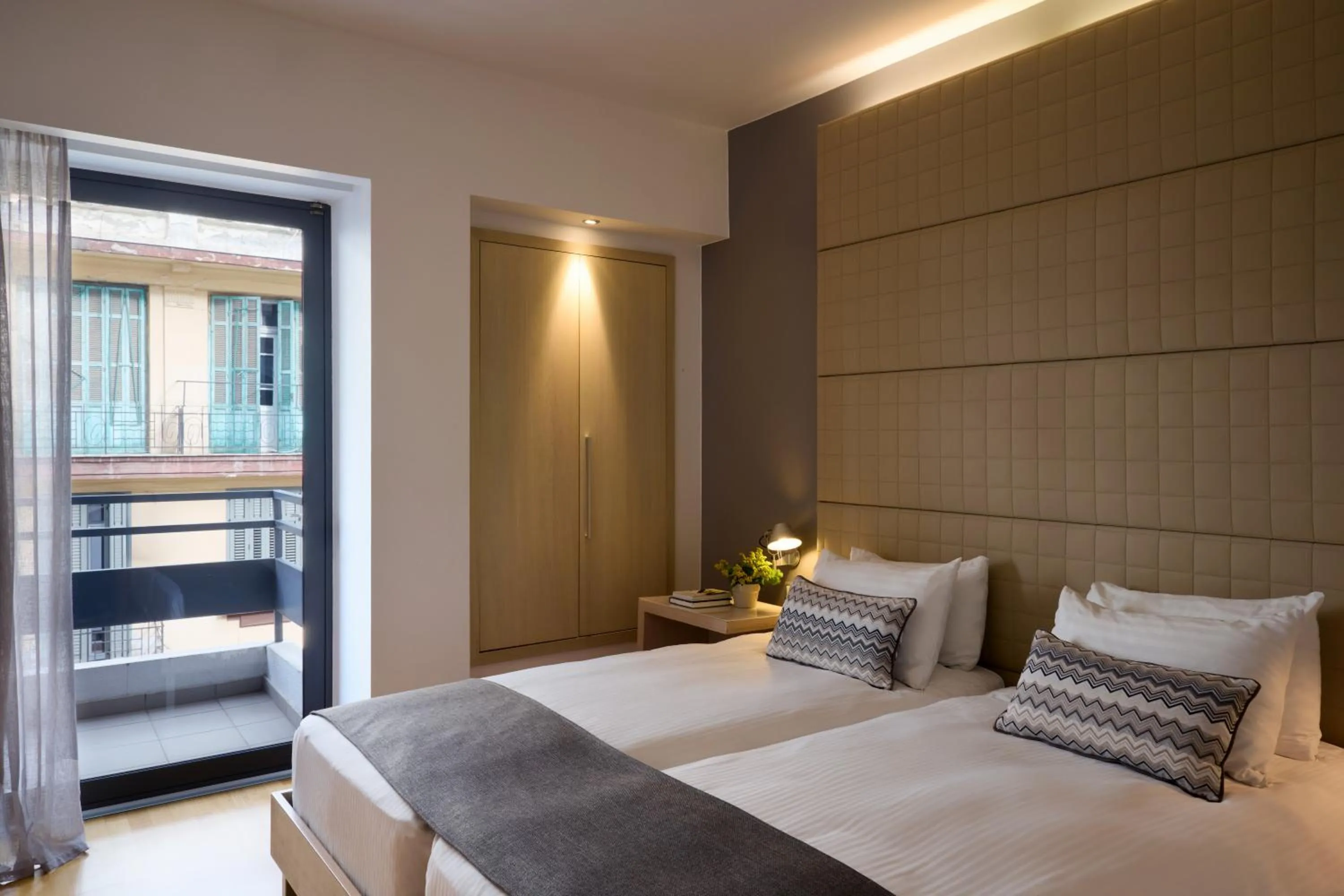 Photo of the whole room, Bed in Domotel Olympia