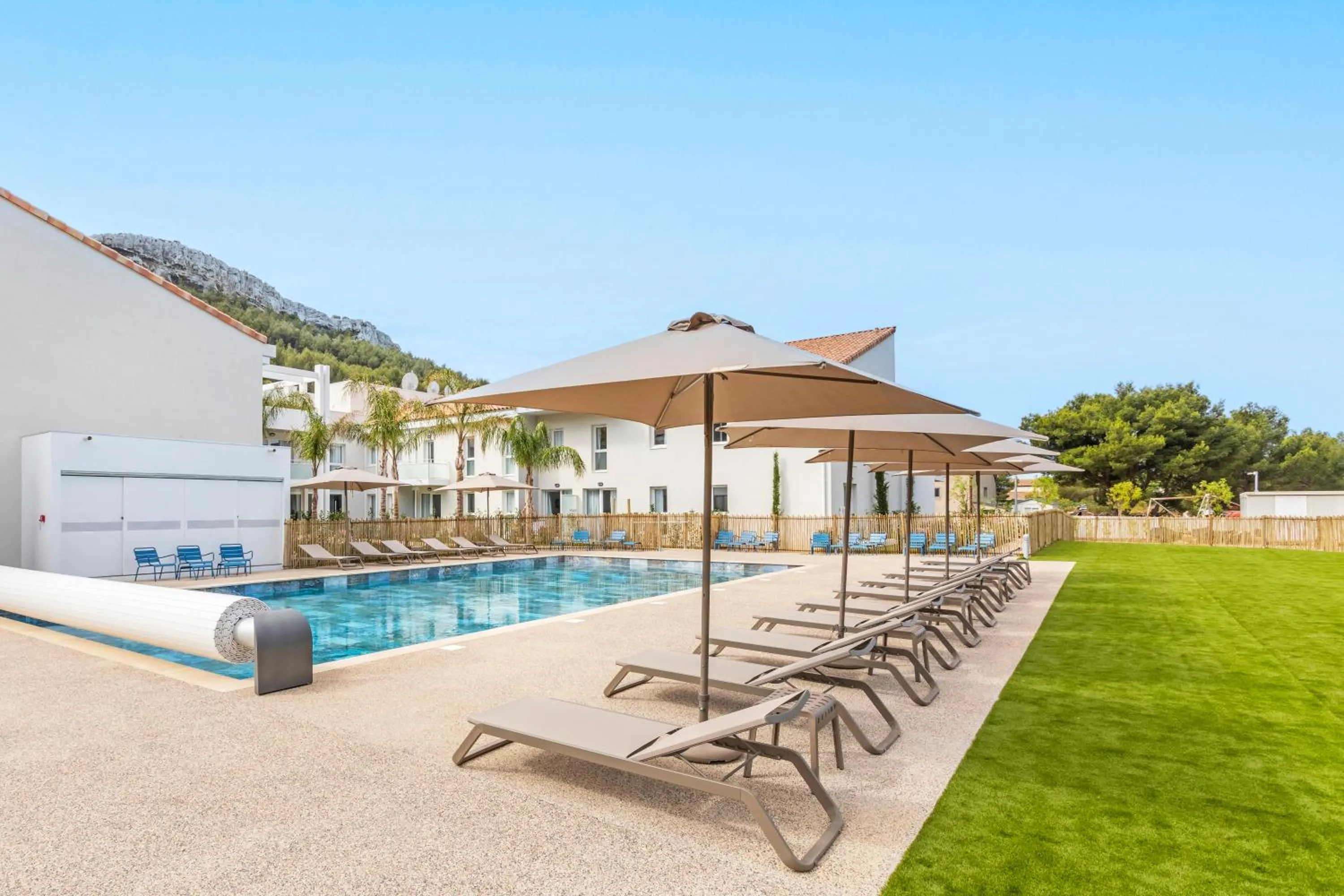 Property building in Résidence Pierre et Vacances Cap Cassis Calanques