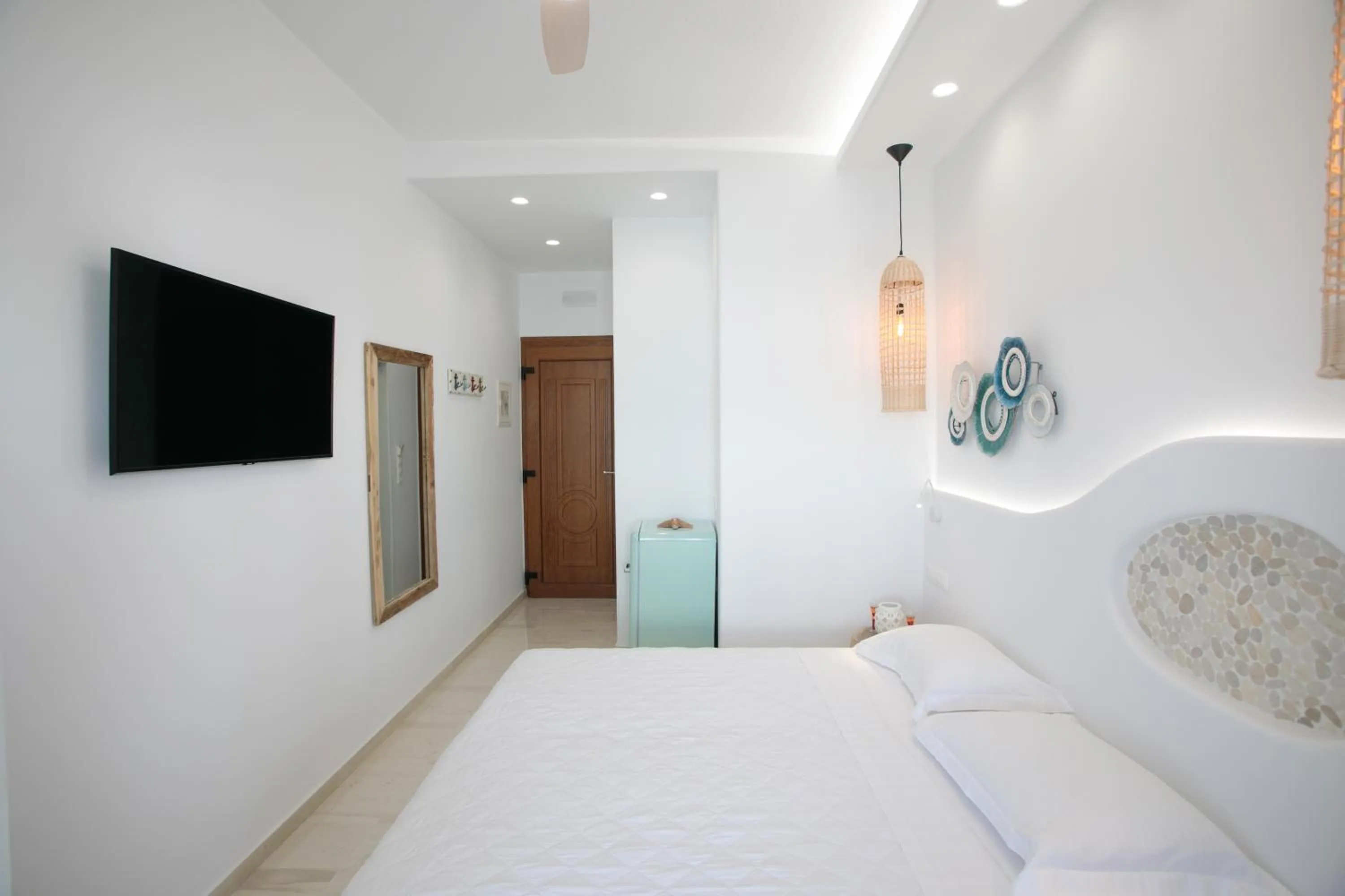 Bed in Margo Studios