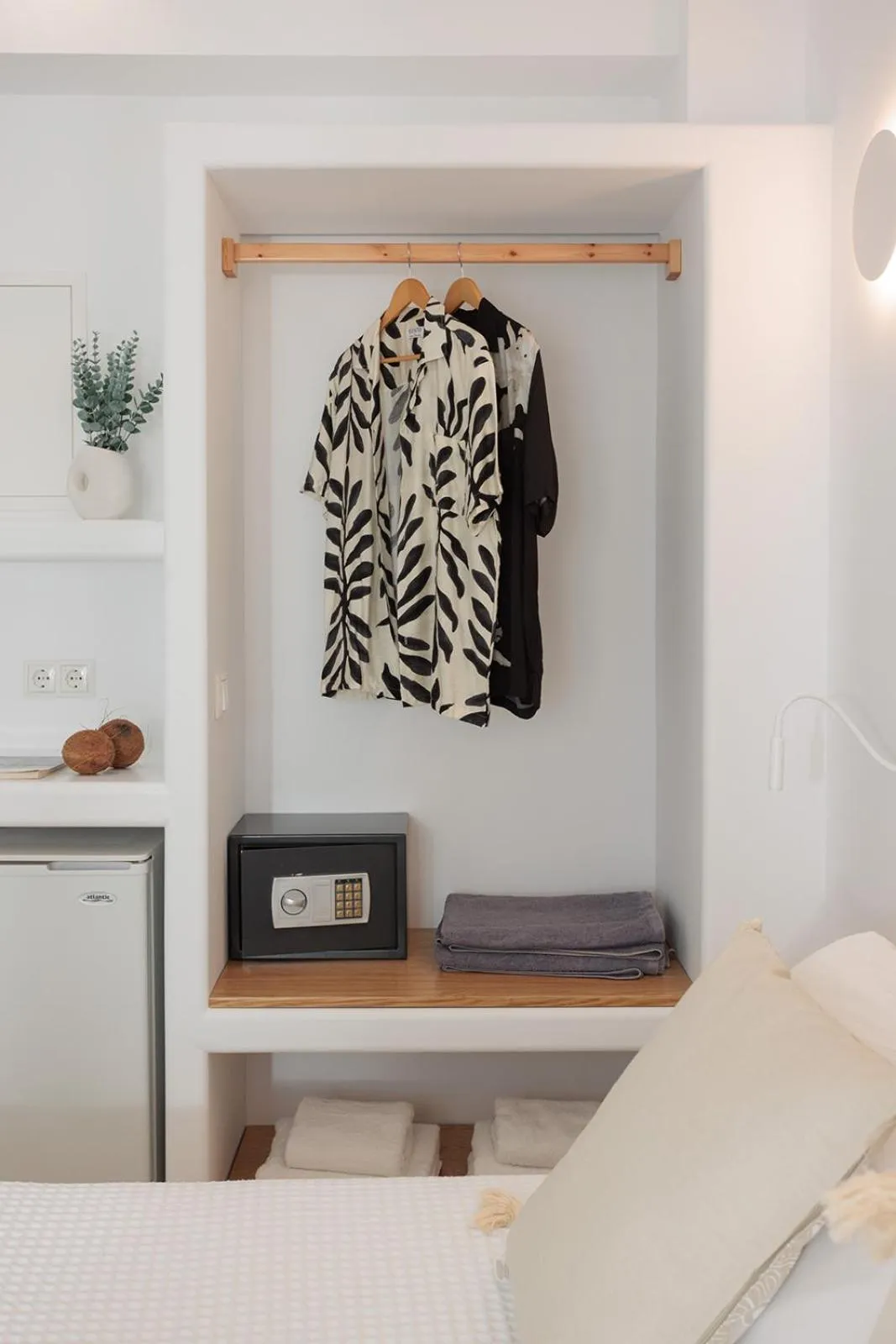 Bed in Margo Studios