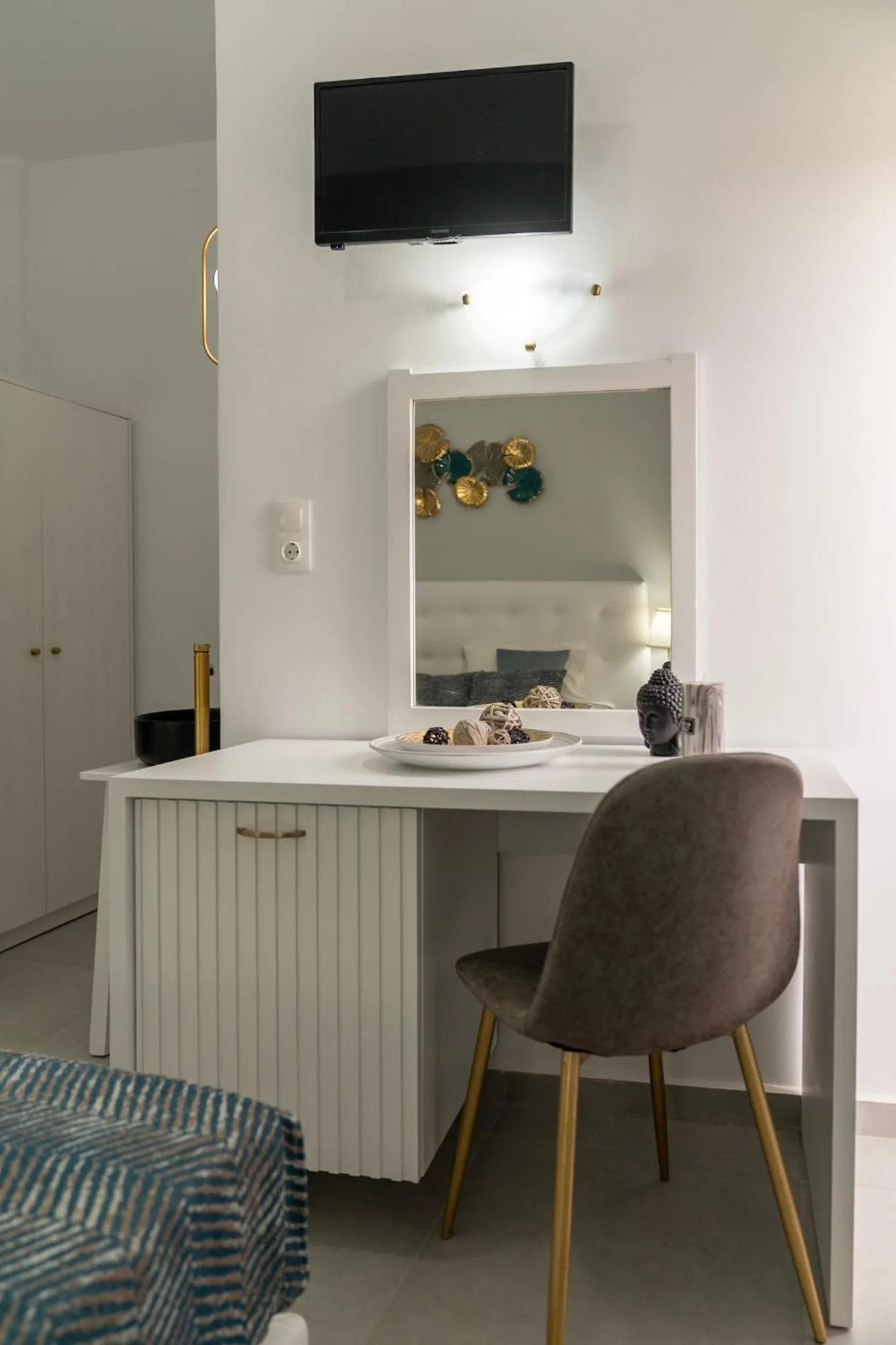 Photo of the whole room in Roxani Hotel