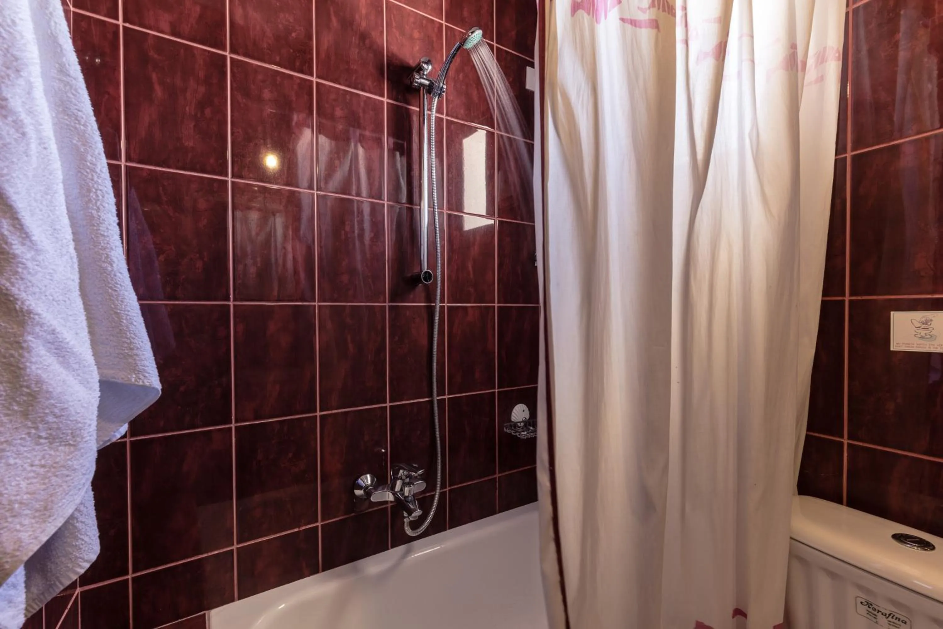 Shower in Agistri Hotel