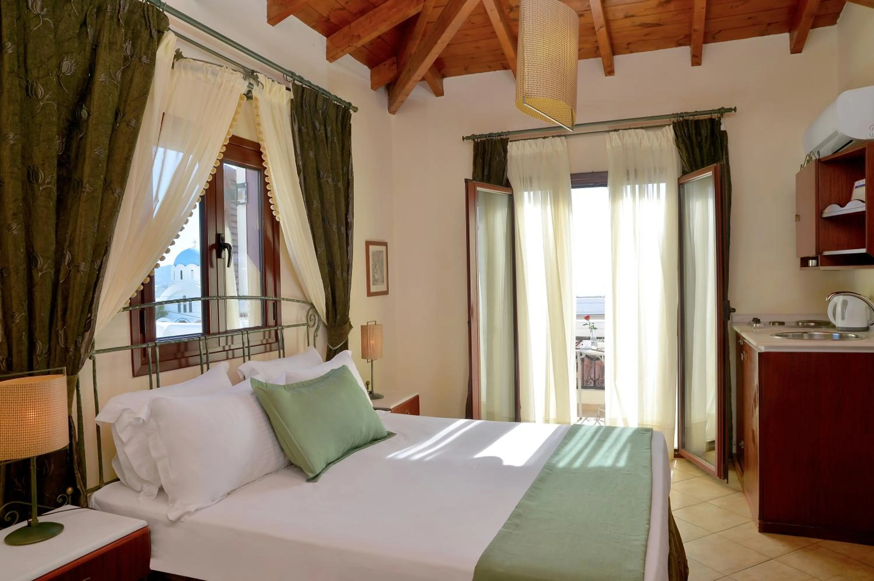 Bed in Agistri Hotel