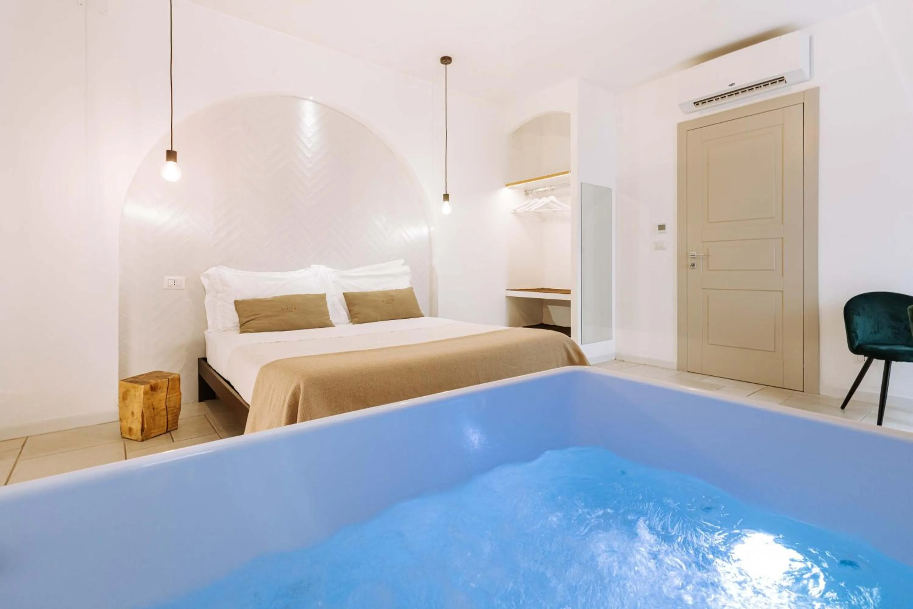 Bed in Dirium - exclusive rooms