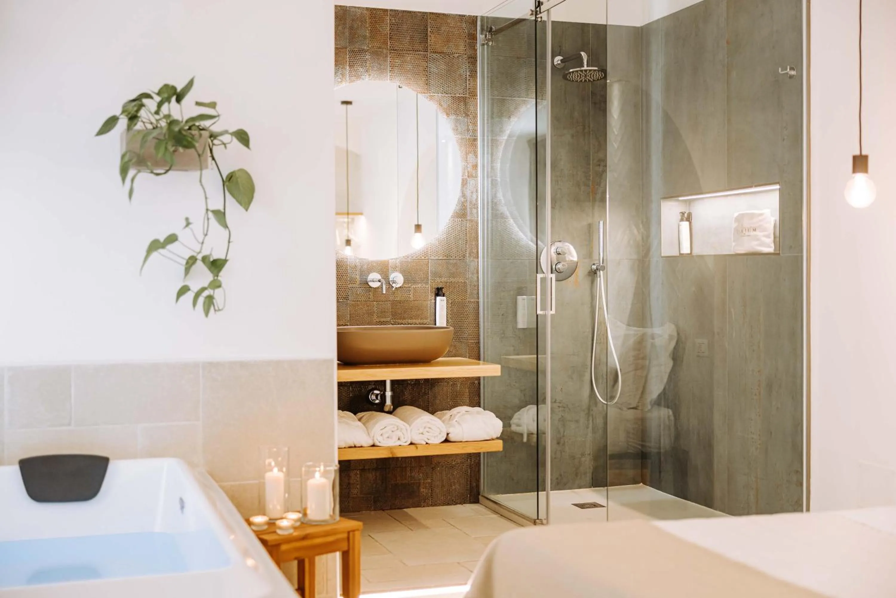 Shower in Dirium - exclusive rooms