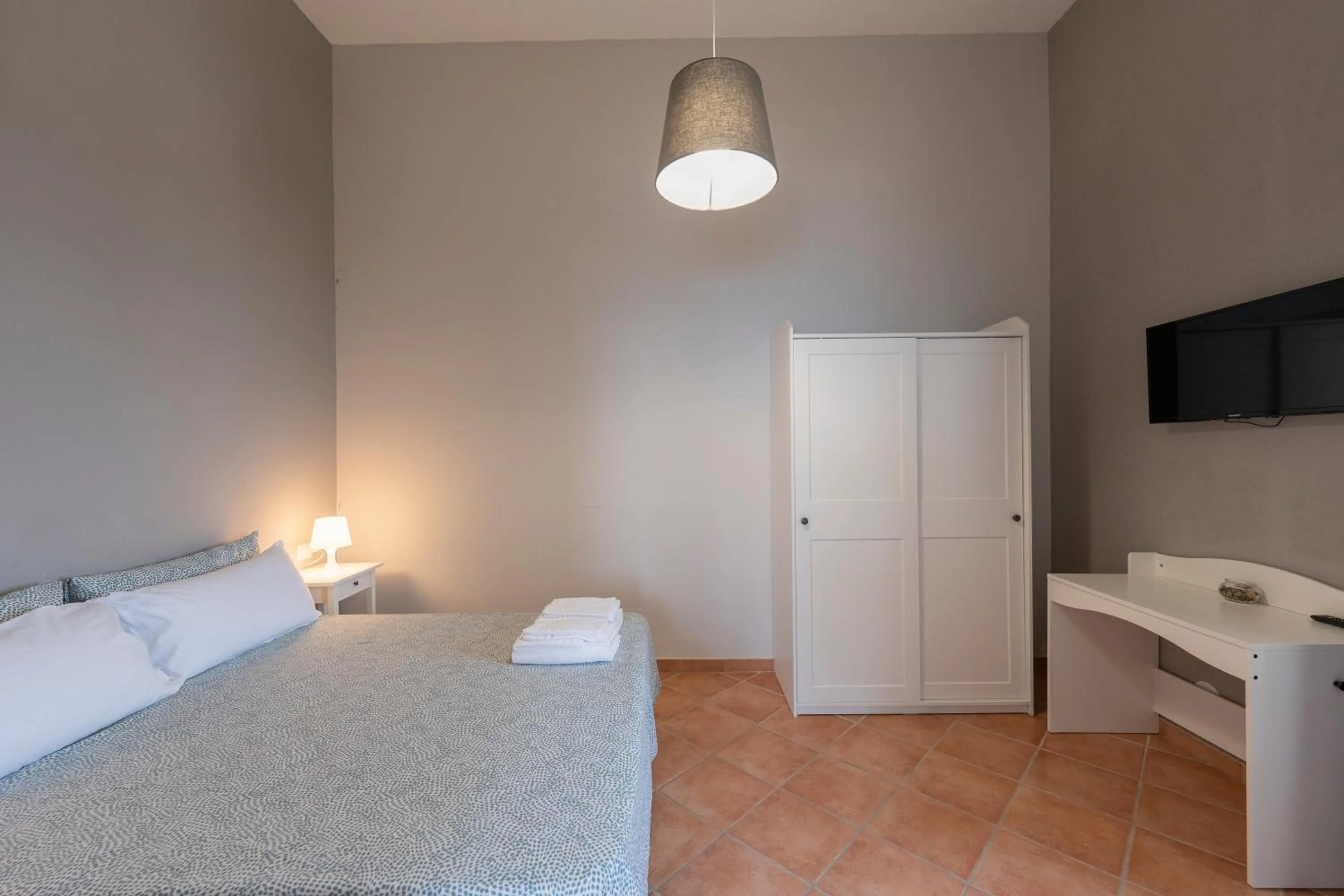 Bedroom, Bed in Artis Mare