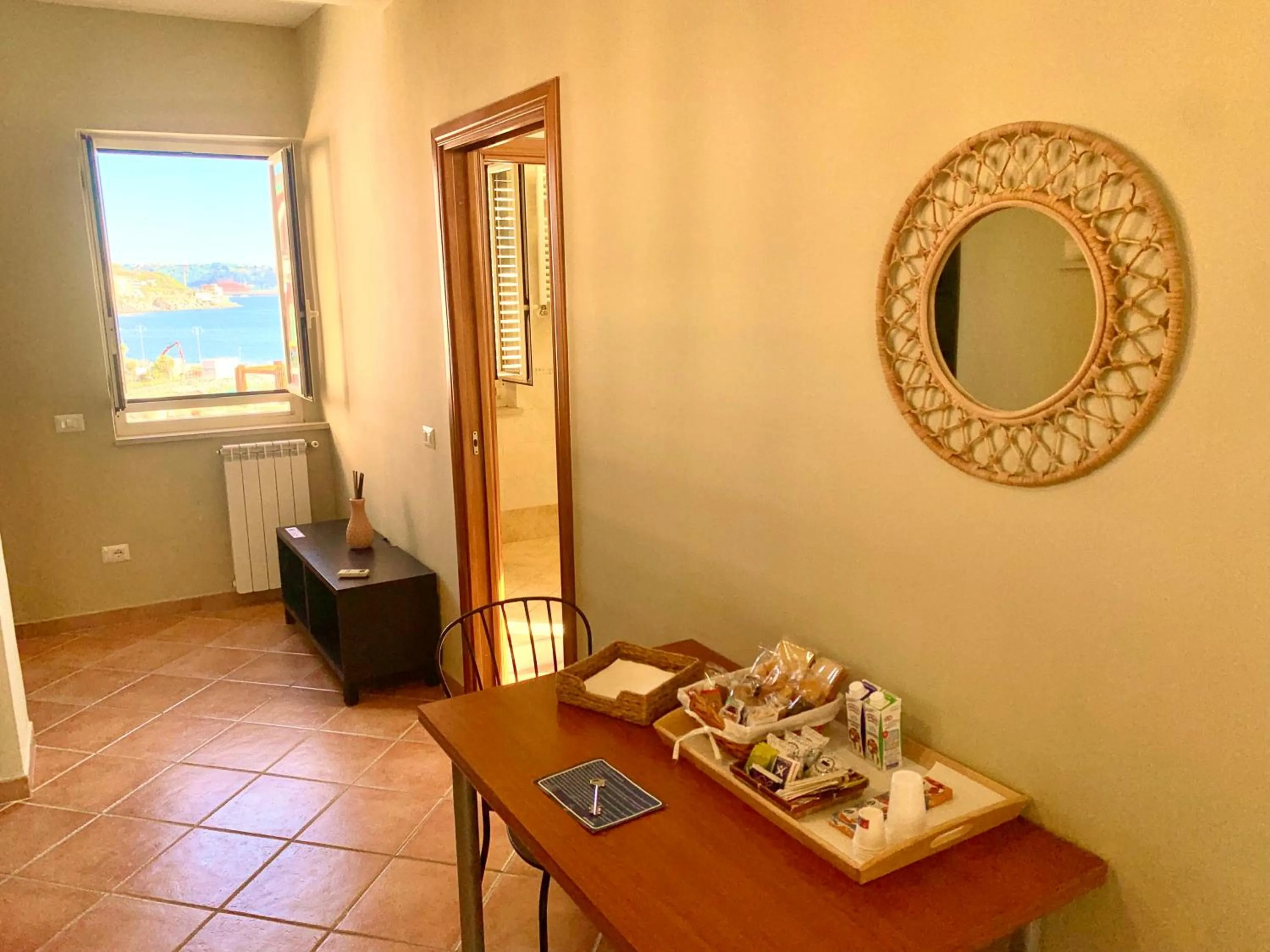 Breakfast in Artis Mare