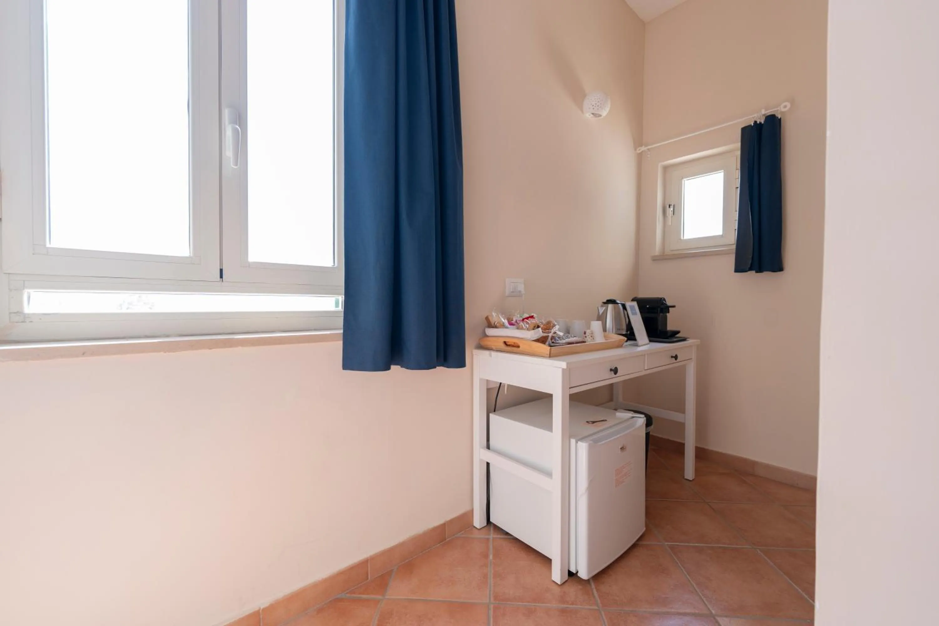 minibar in Artis Mare