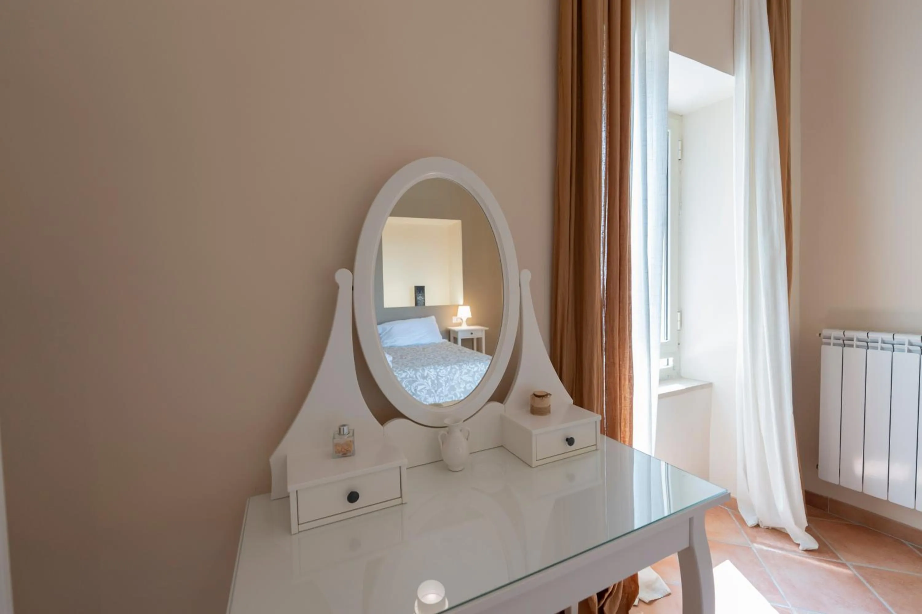 Bedroom in Artis Mare