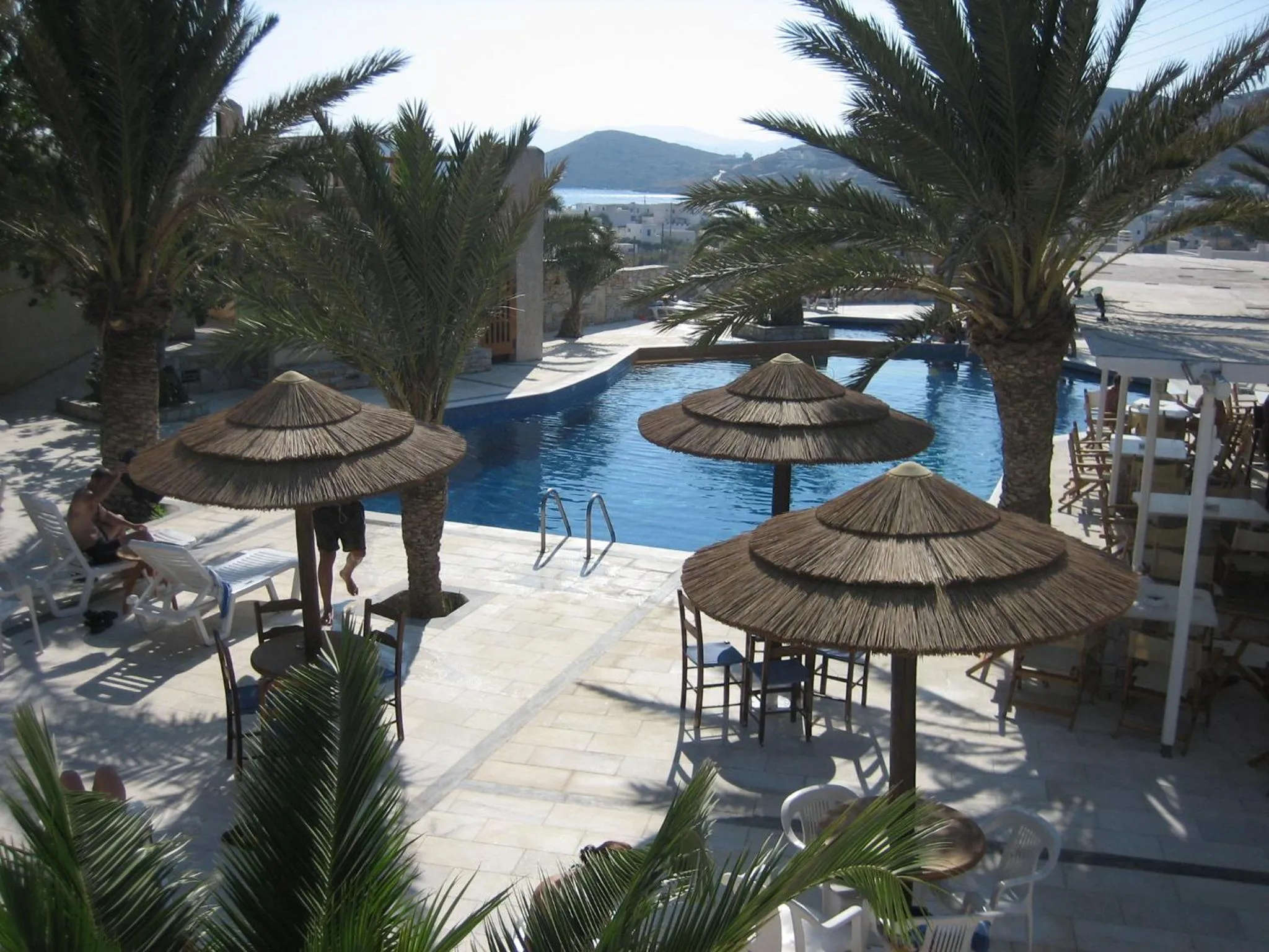 Swimming pool in Homer's Inn Hotel