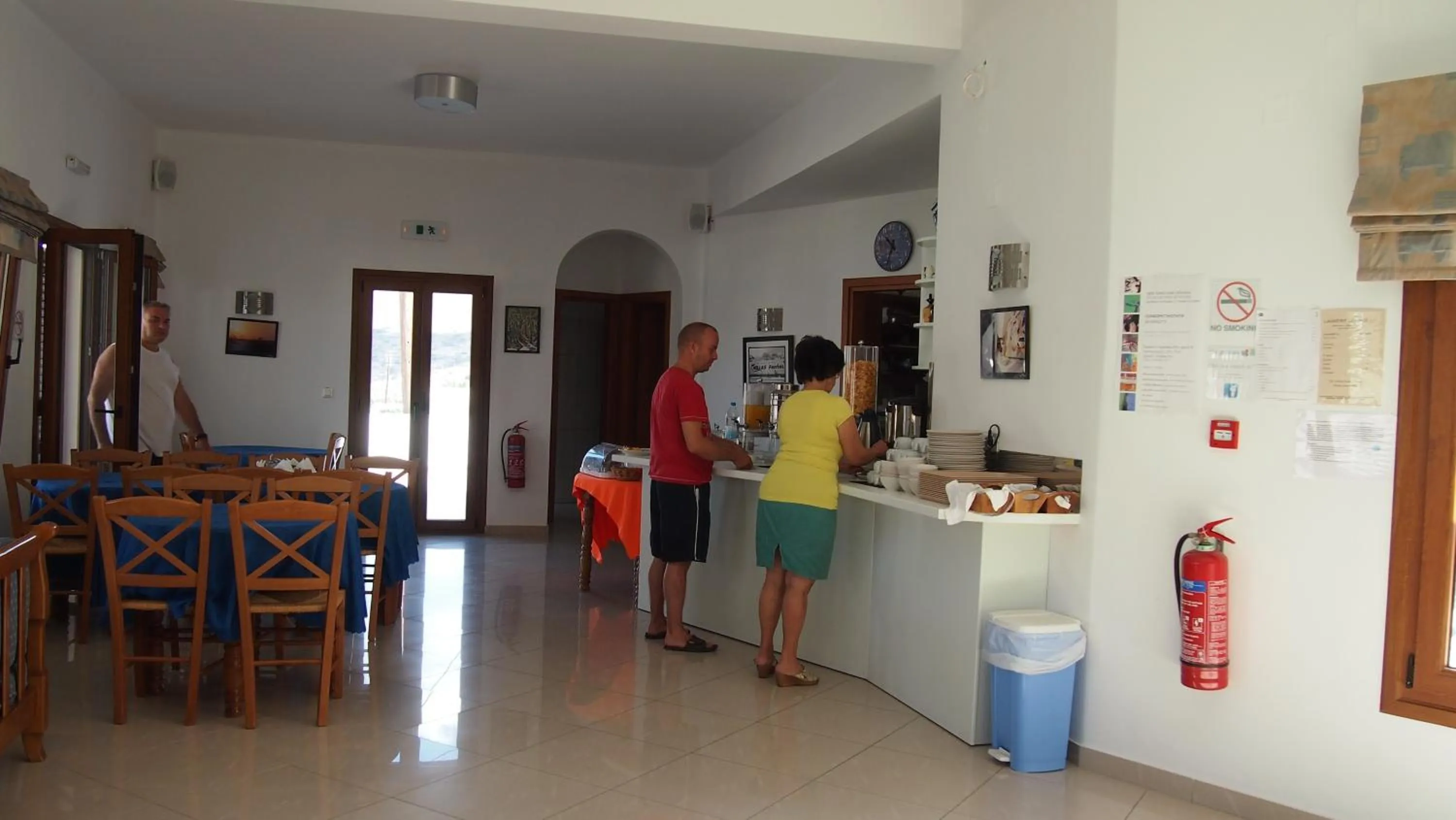 Restaurant/places to eat in Homer's Inn Hotel