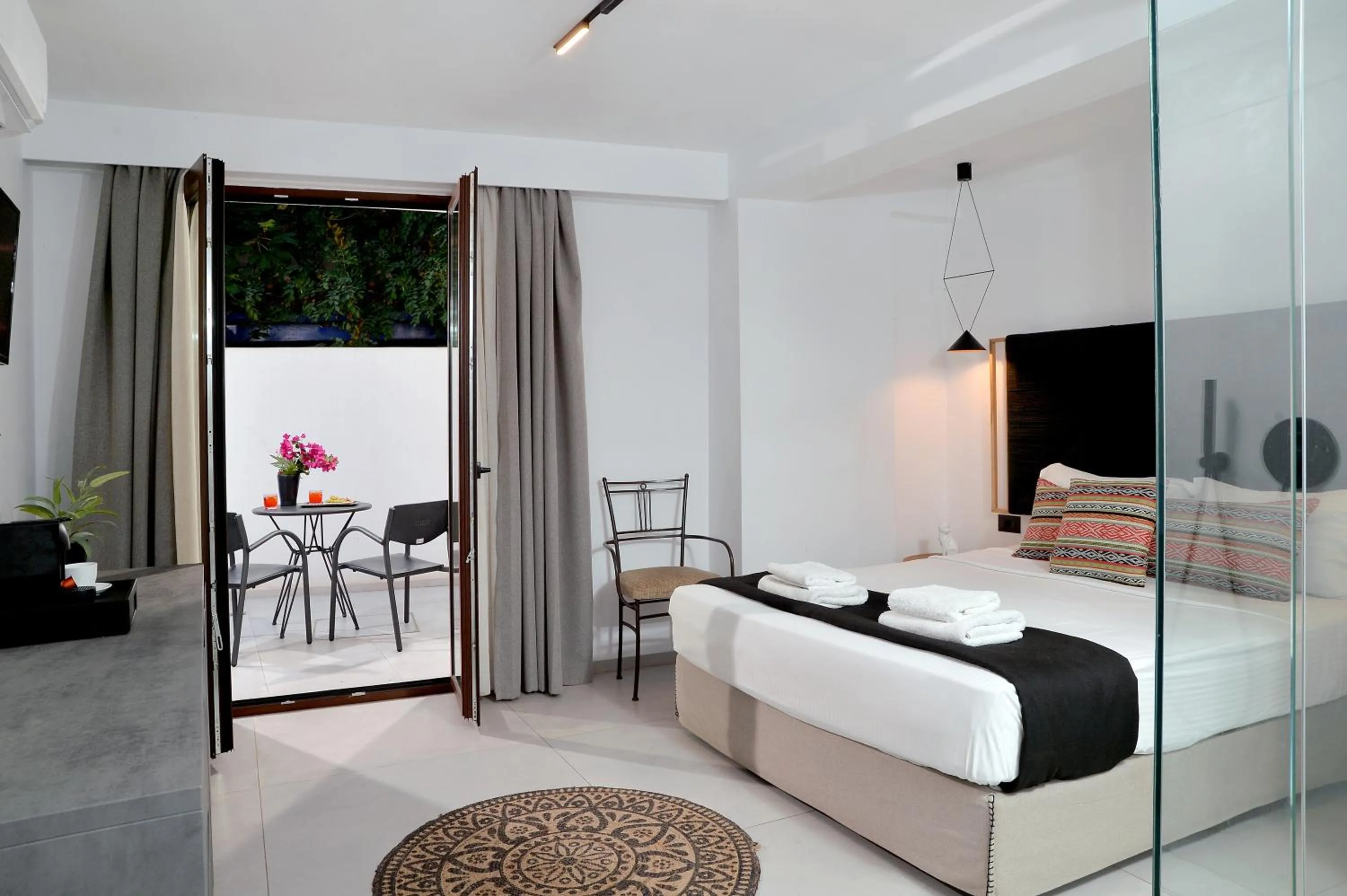 View (from property/room), Bed in Yianna Hotel